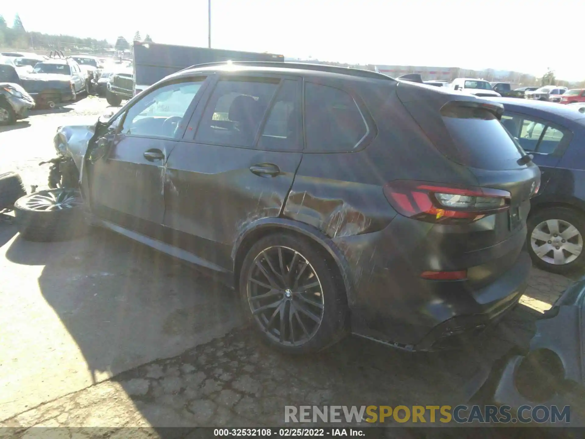 3 Фотография поврежденного автомобиля 5UXCR6C03N9K10966 BMW X5 2022