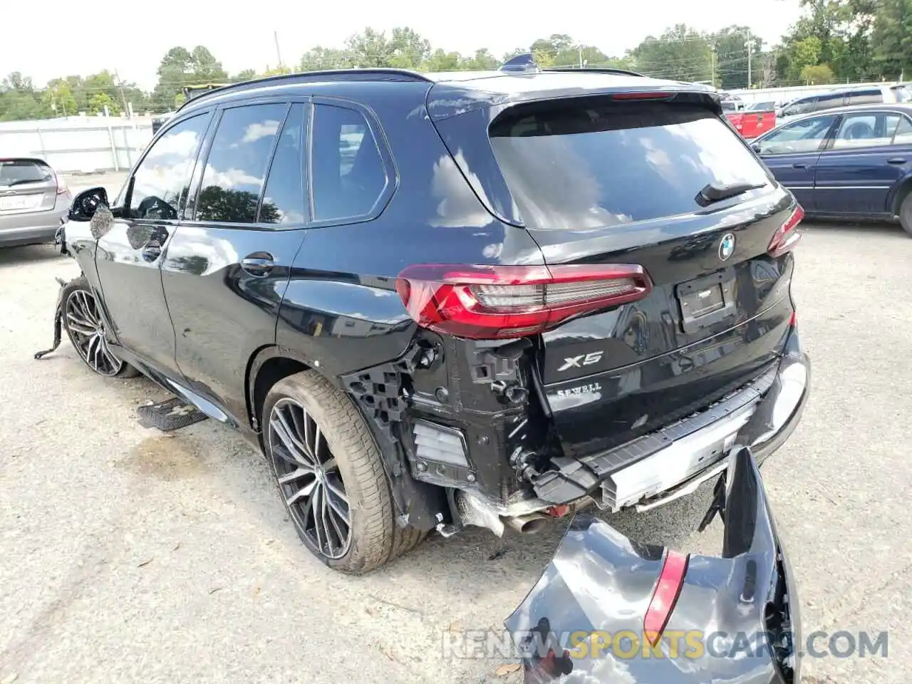 3 Photograph of a damaged car 5UXCR6C03N9M44878 BMW X5 2022