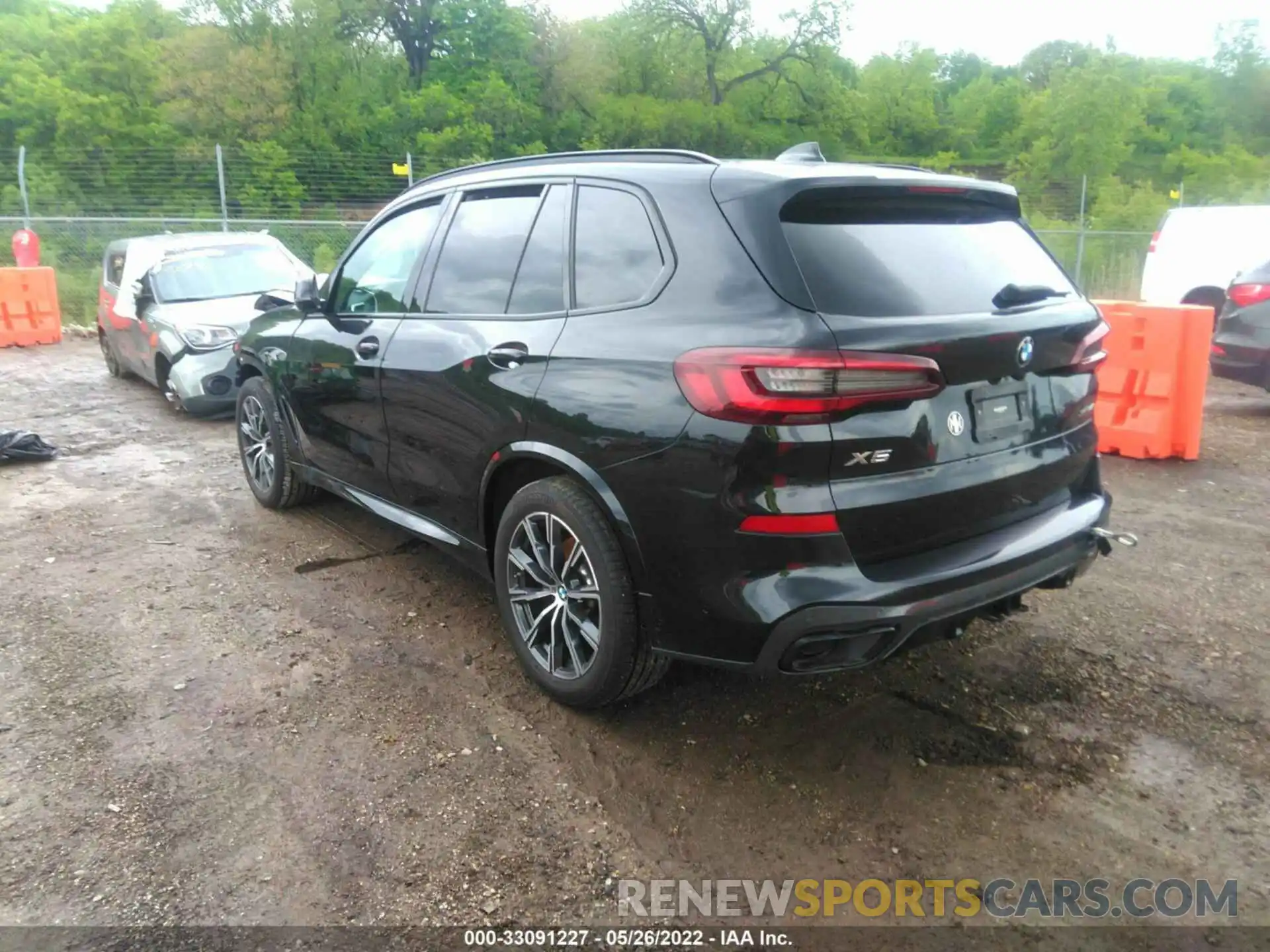 3 Photograph of a damaged car 5UXCR6C05N9J40208 BMW X5 2022