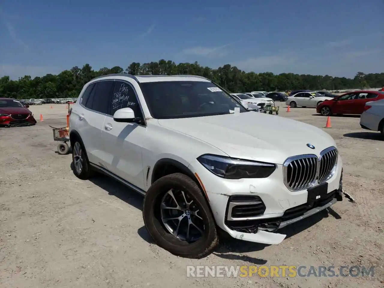 1 Фотография поврежденного автомобиля 5UXCR6C05N9J82782 BMW X5 2022