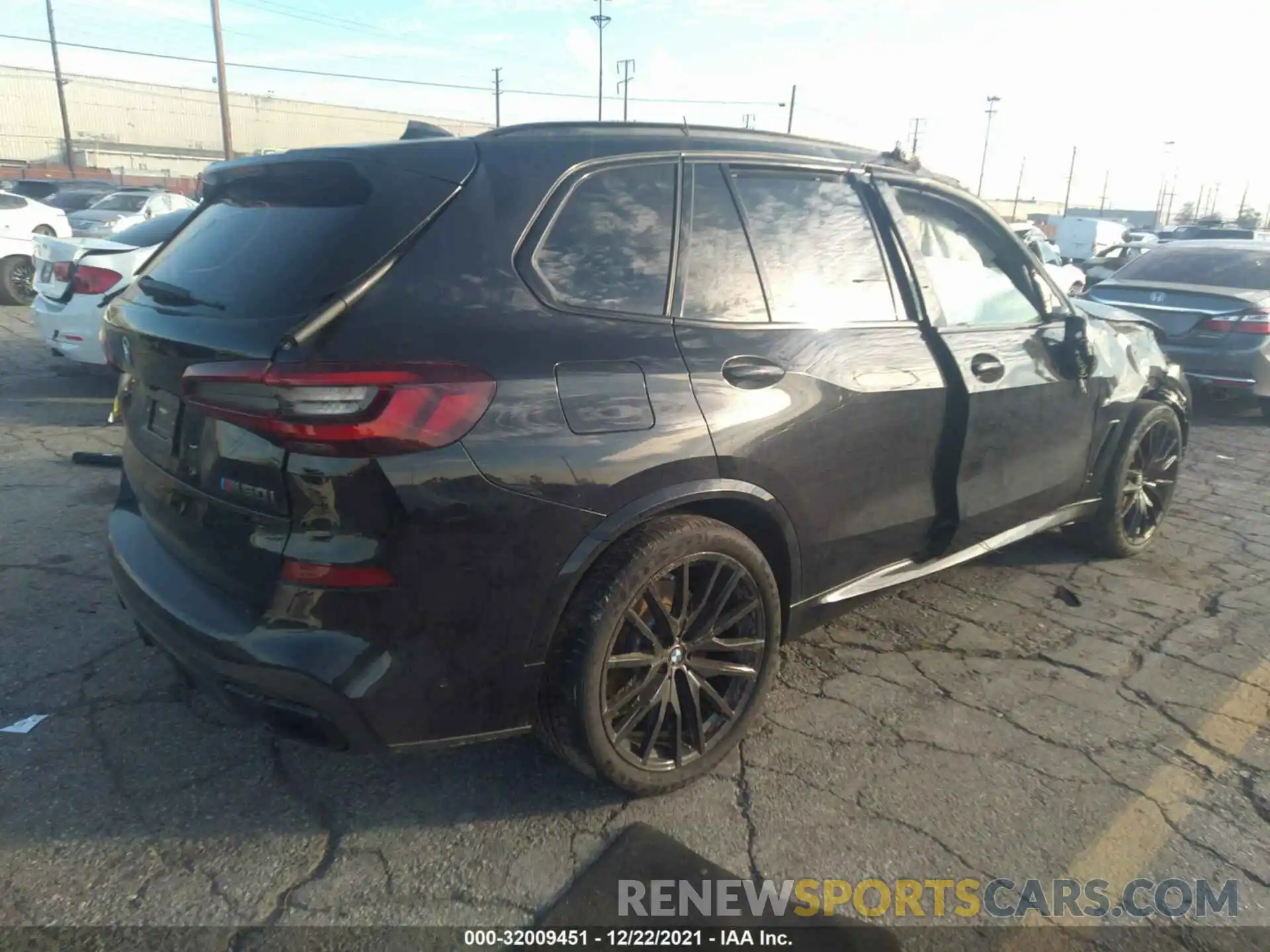 4 Фотография поврежденного автомобиля 5UXJU4C06N9J77181 BMW X5 2022