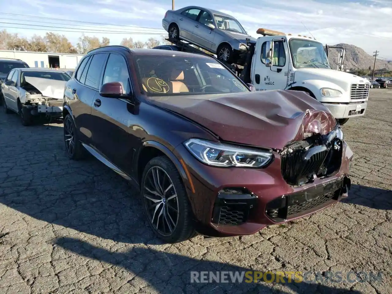 1 Photograph of a damaged car 5UXJU4C0XN9J77572 BMW X5 2022