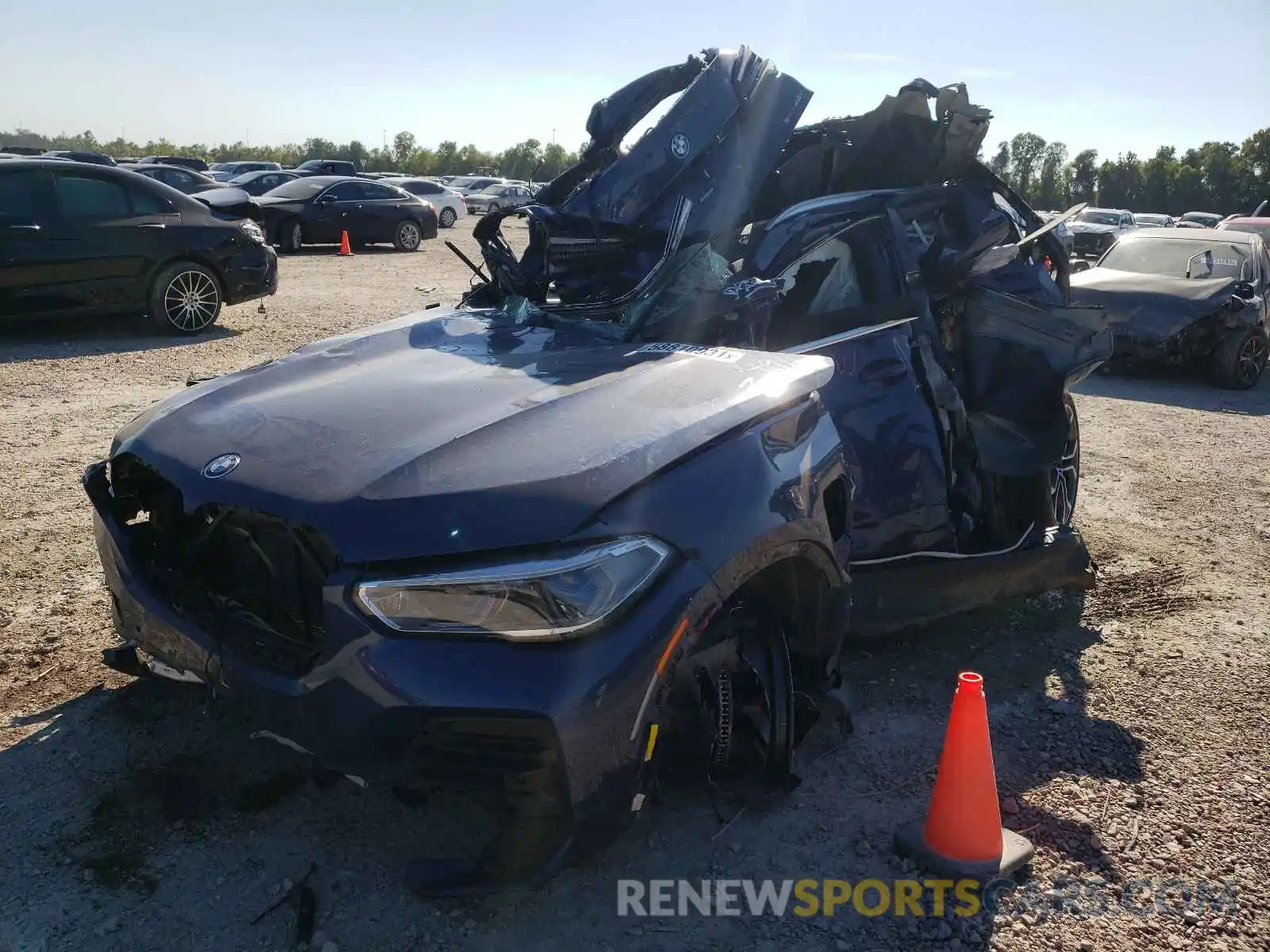 2 Photograph of a damaged car 5UXTA6C00N9J11058 BMW X5 2022