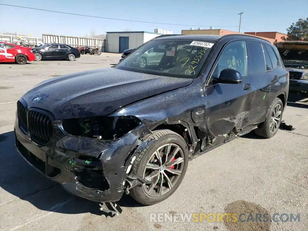 2 Photograph of a damaged car 5UXTA6C03N9K25135 BMW X5 2022