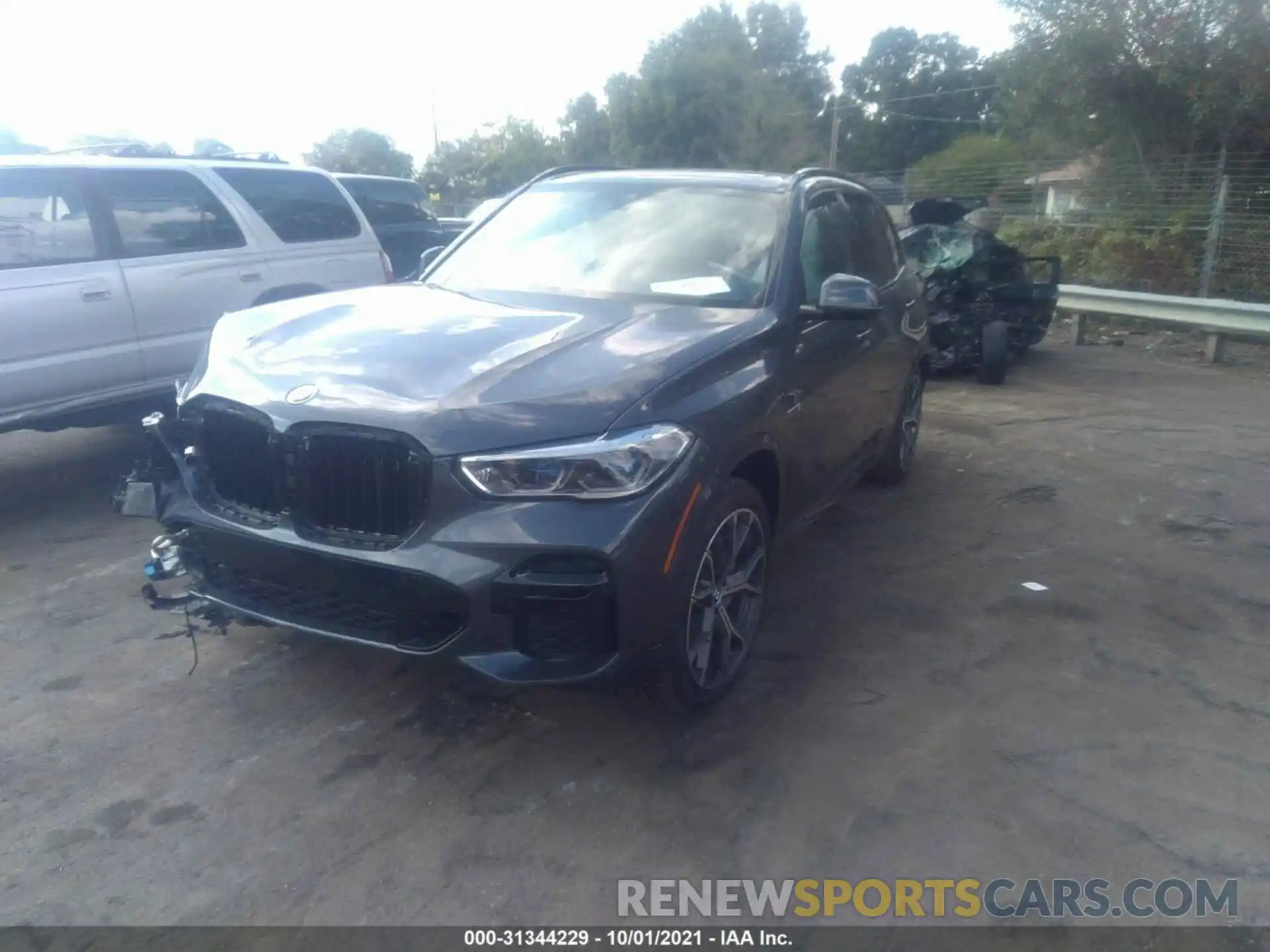 2 Photograph of a damaged car 5UXTA6C04N9J28946 BMW X5 2022