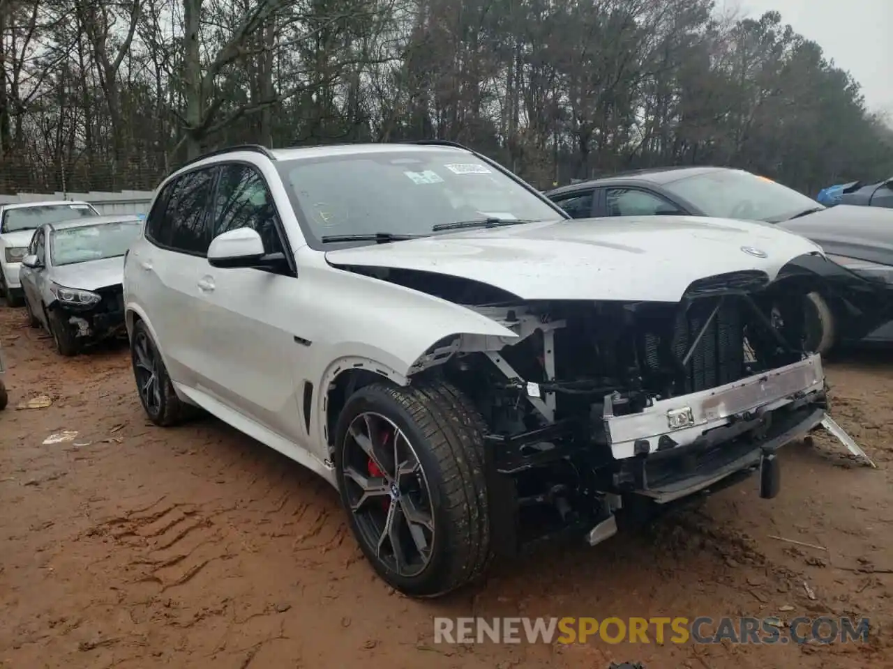 1 Photograph of a damaged car 5UXTA6C04N9K05136 BMW X5 2022