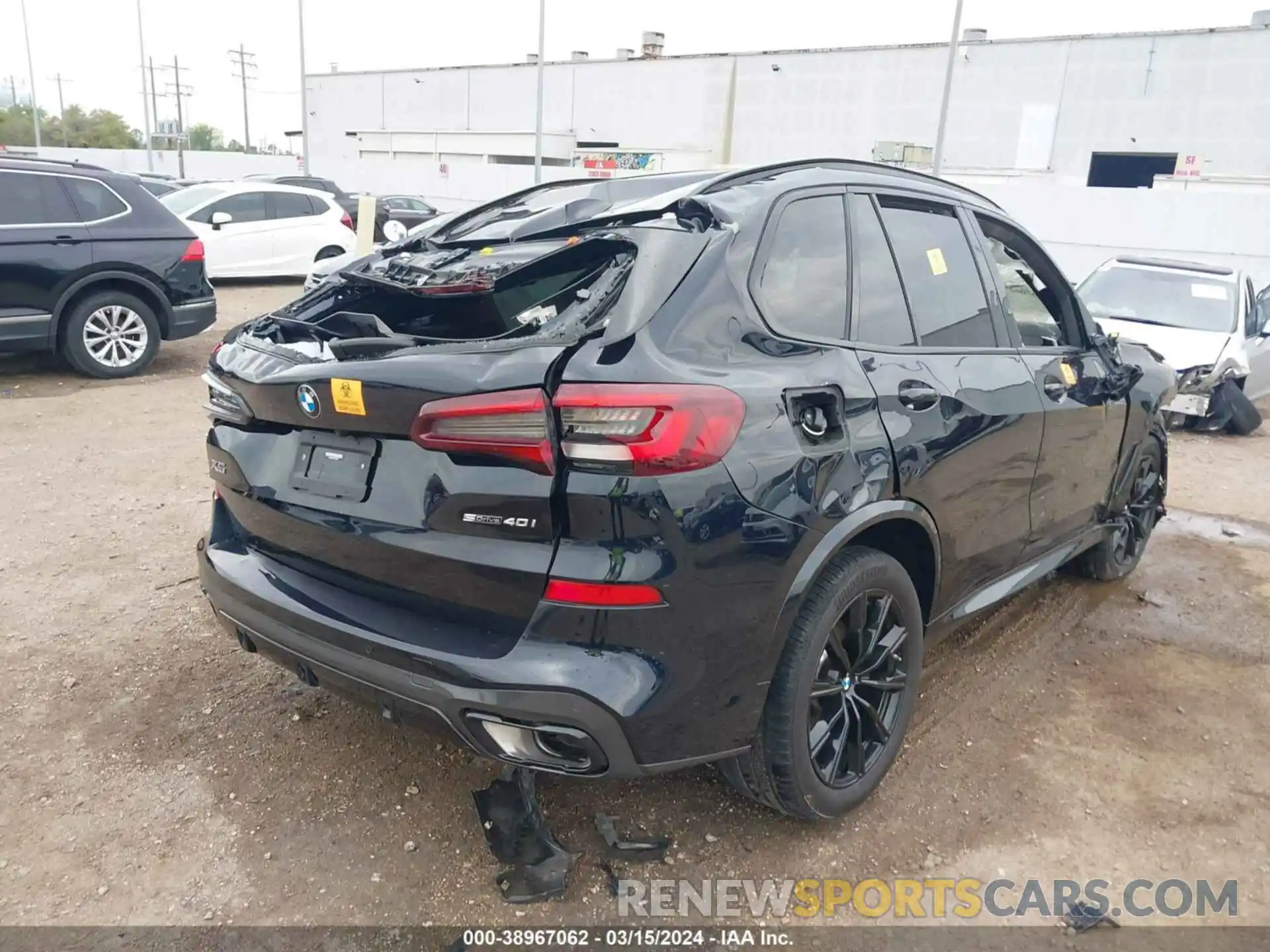 12 Фотография поврежденного автомобиля 5UXCR4C07P9R50236 BMW X5 2023