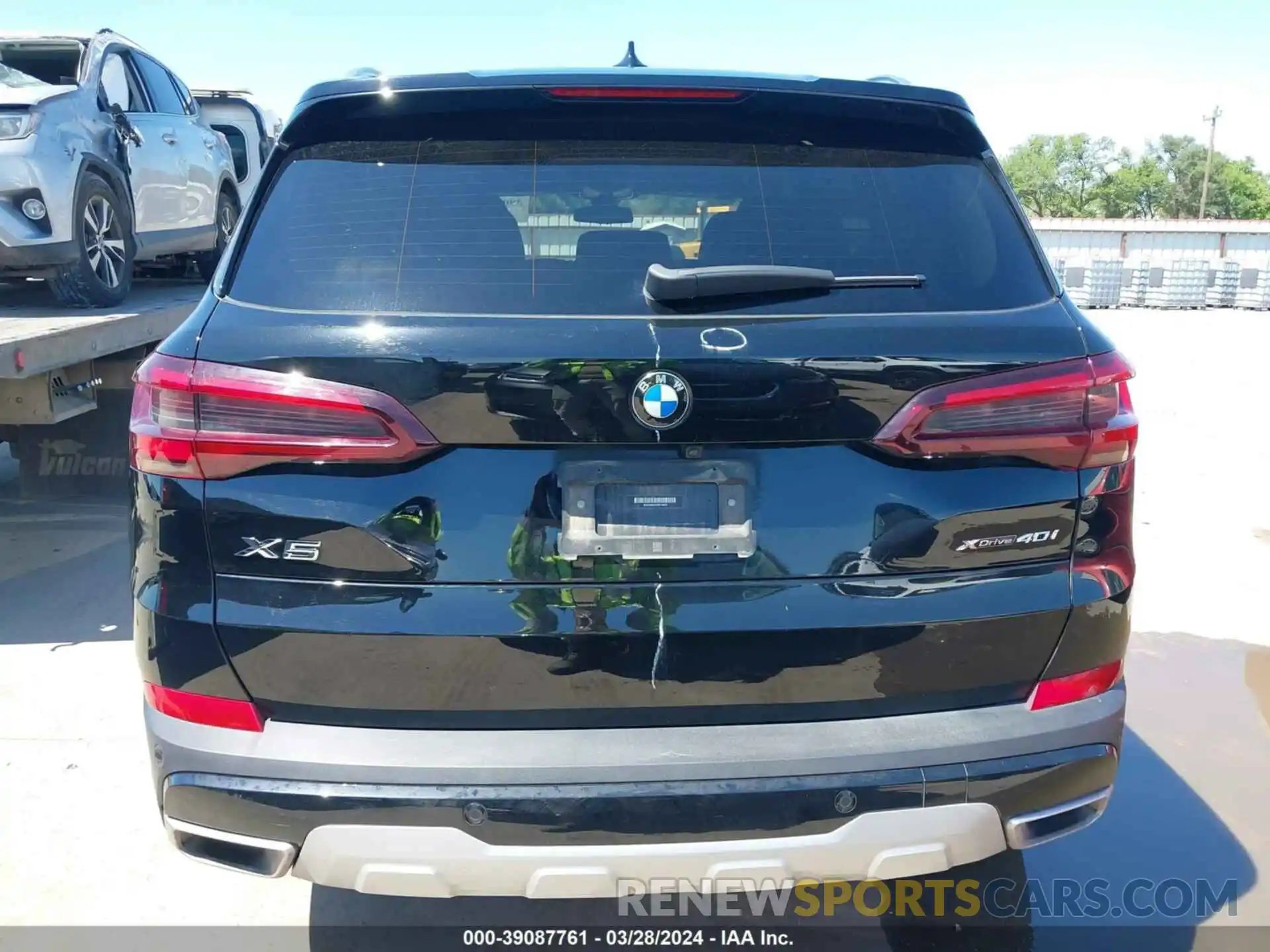 16 Фотография поврежденного автомобиля 5UXCR6C01P9P18470 BMW X5 2023