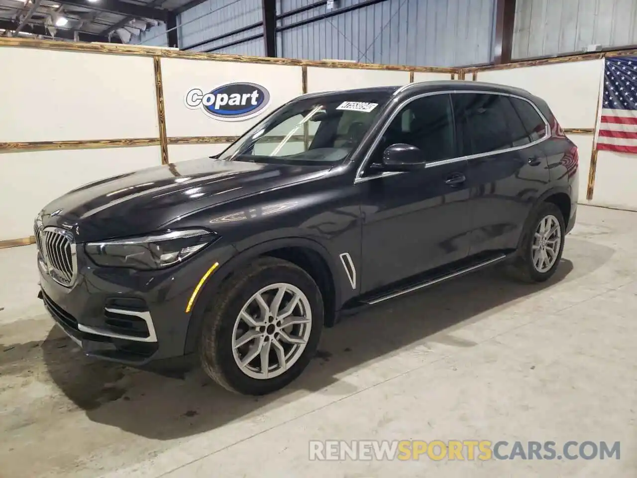 1 Photograph of a damaged car 5UXCR6C02P9P36847 BMW X5 2023