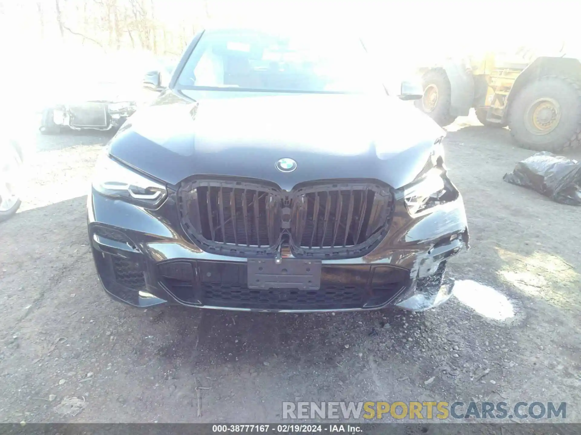 13 Photograph of a damaged car 5UXCR6C05P9R18560 BMW X5 2023