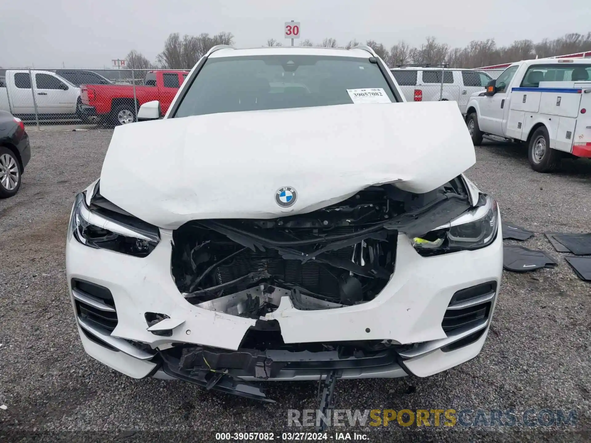 12 Photograph of a damaged car 5UXCR6C07P9P87034 BMW X5 2023