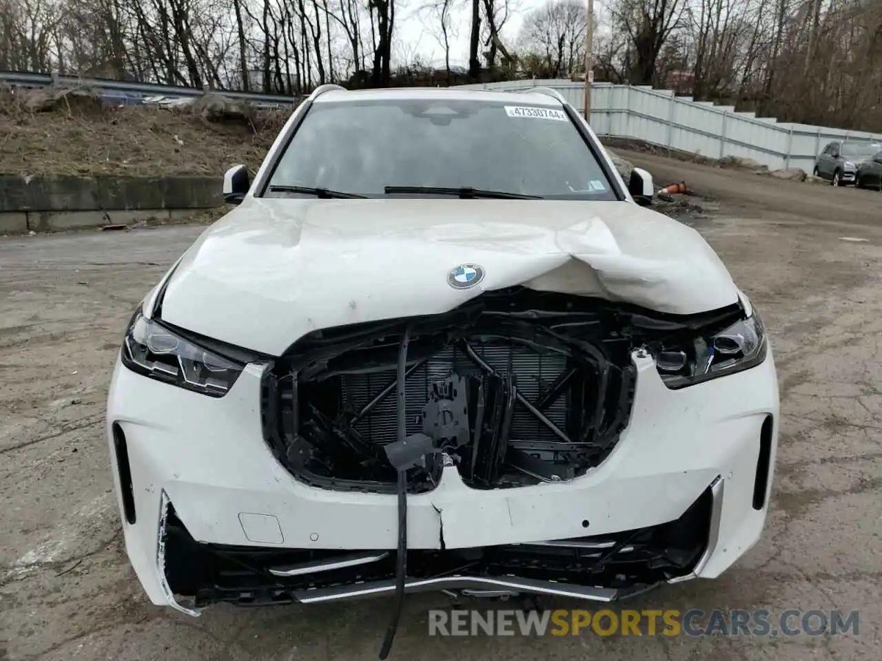 5 Photograph of a damaged car 5UX23EU00R9V51771 BMW X5 2024