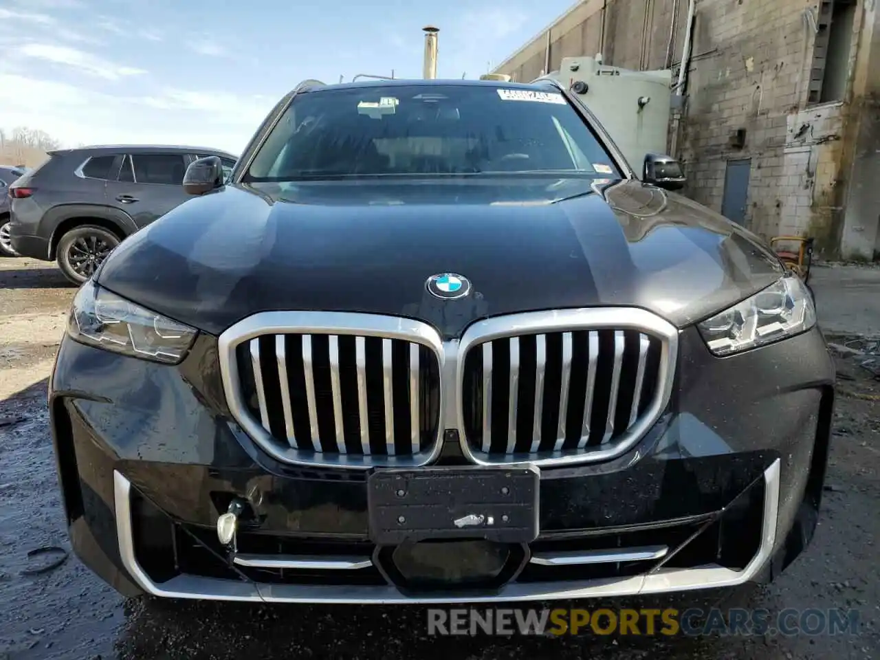 5 Photograph of a damaged car 5UX23EU01R9T95966 BMW X5 2024