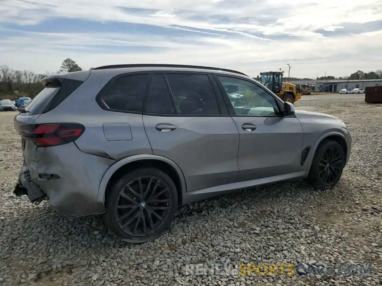 3 Photograph of a damaged car 5UX23EU02R9S89526 BMW X5 2024