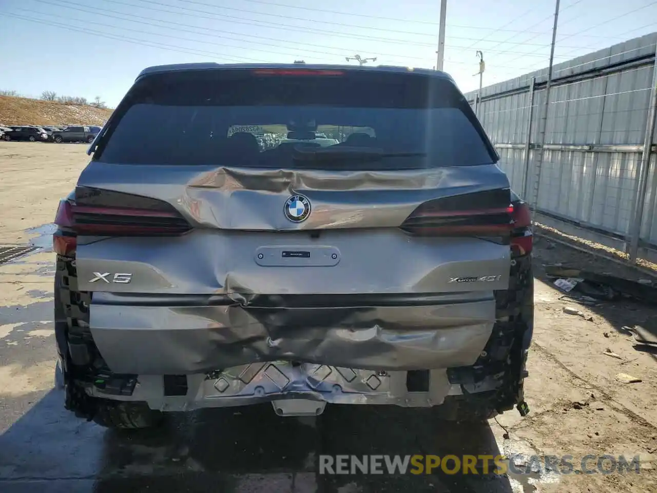 6 Photograph of a damaged car 5UX23EU02R9T56433 BMW X5 2024