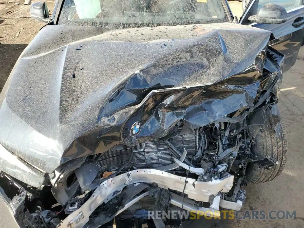 11 Photograph of a damaged car 5UX23EU03R9V13676 BMW X5 2024