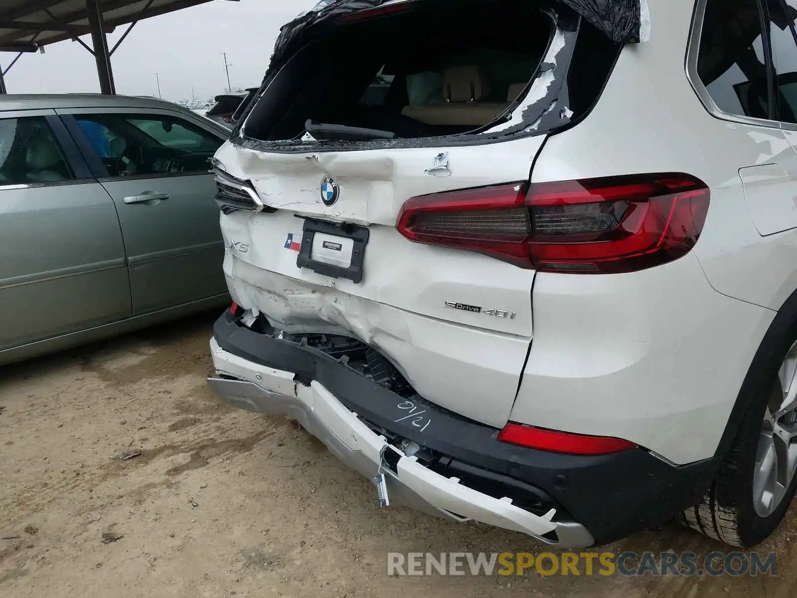 9 Photograph of a damaged car 5UXCR4C00L9B08660 BMW X5 SDRIVE 2020