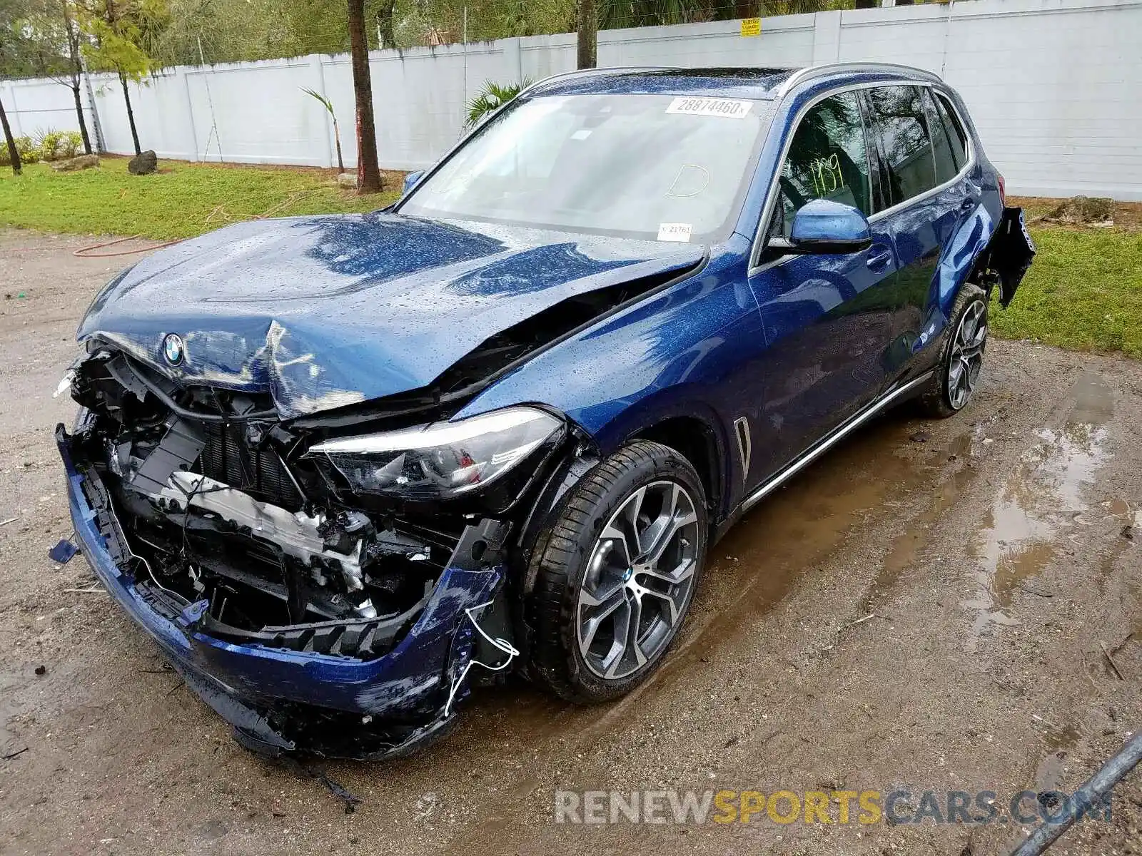 2 Photograph of a damaged car 5UXCR4C05L9B21761 BMW X5 SDRIVE 2020