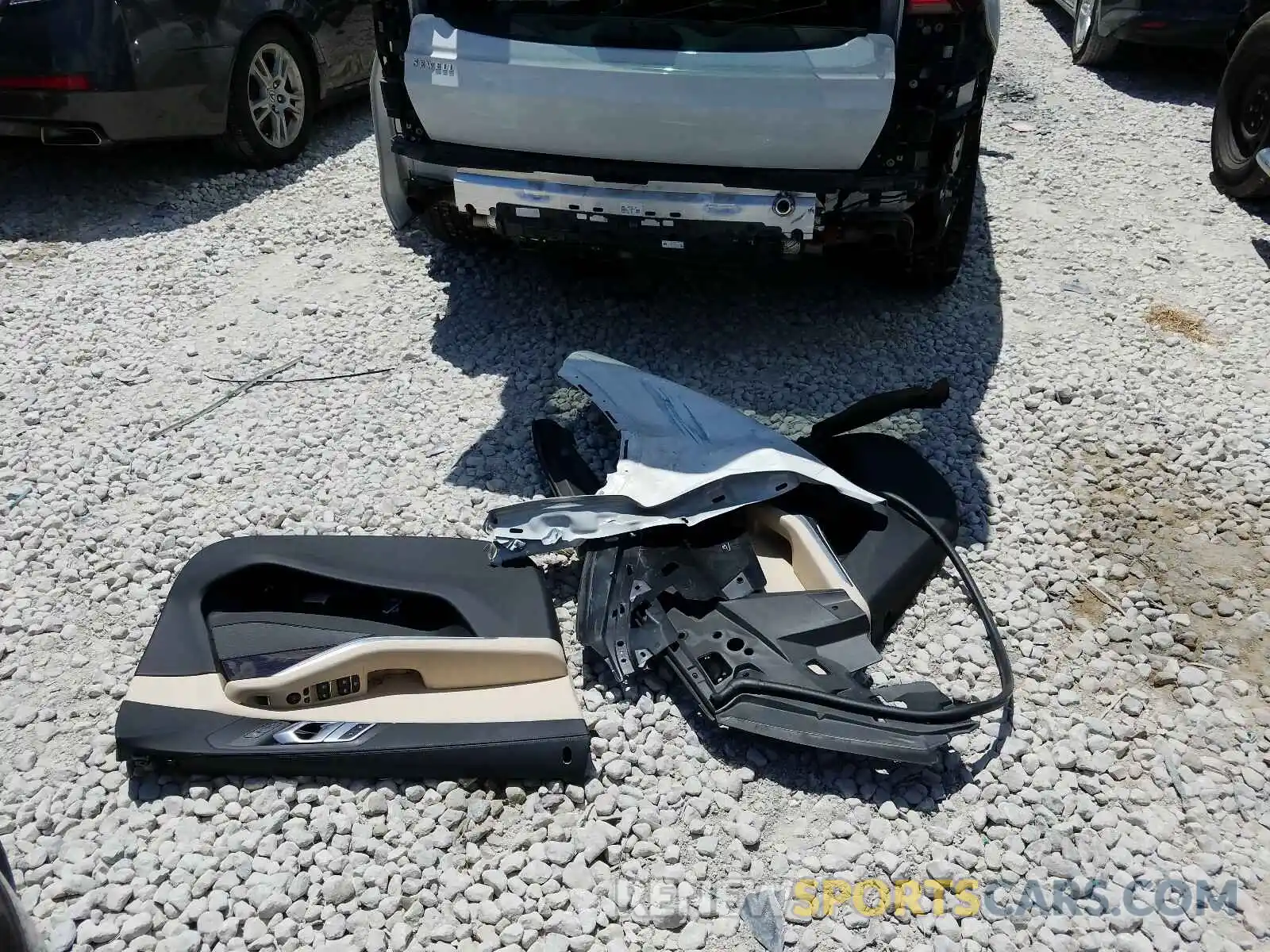 9 Фотография поврежденного автомобиля 5UXCR4C05LLT18333 BMW X5 SDRIVE 2020
