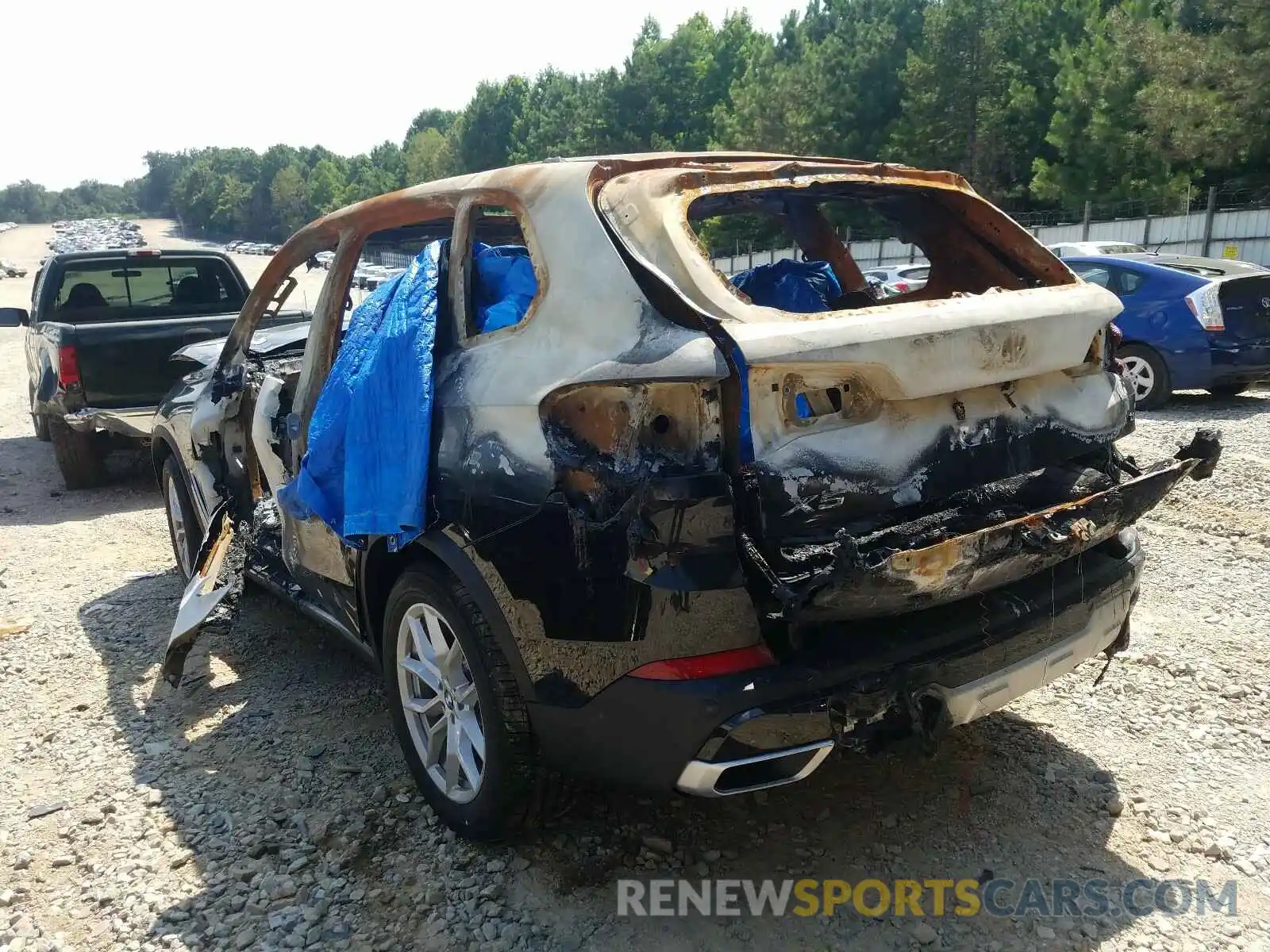 3 Photograph of a damaged car 5UXCR4C07L9B01768 BMW X5 SDRIVE 2020
