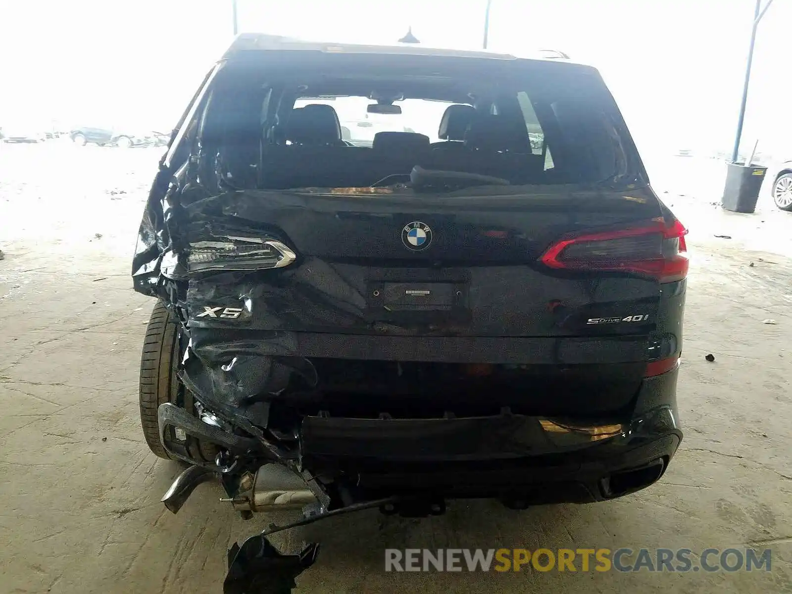 9 Photograph of a damaged car 5UXCR4C0XLLW63244 BMW X5 SDRIVE 2020