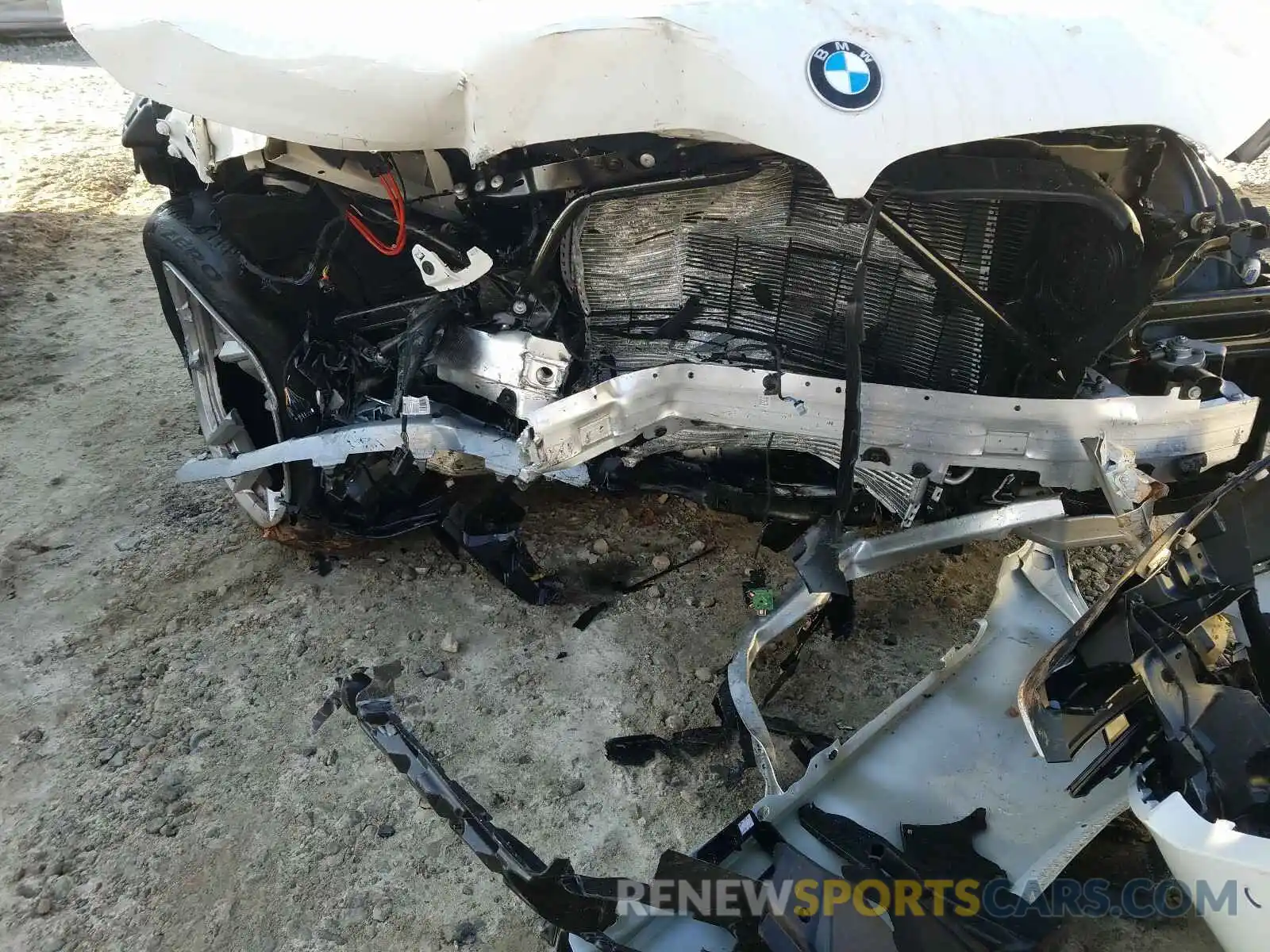 9 Photograph of a damaged car 5UXCR4C0XLLW64989 BMW X5 SDRIVE 2020