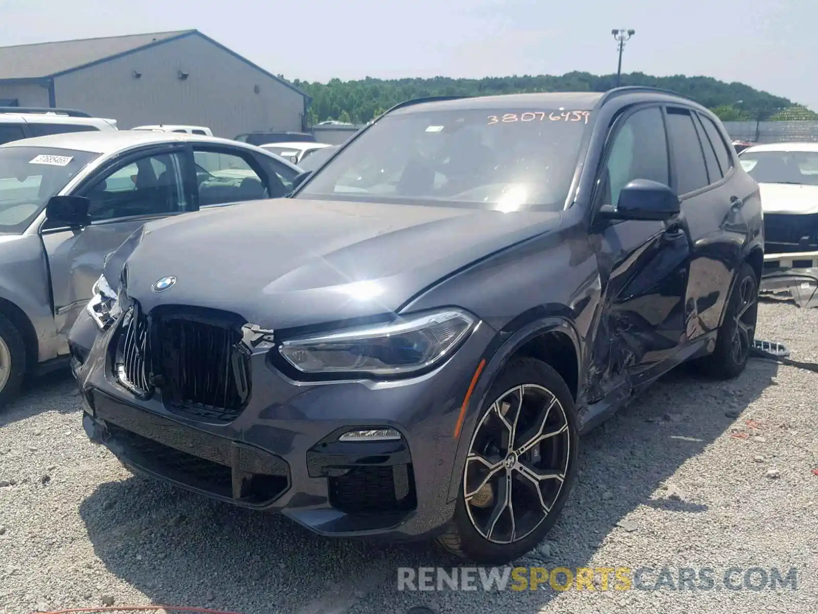 2 Фотография поврежденного автомобиля 5UXCR6C50KLK84954 BMW X5 XDRIVE4 2019