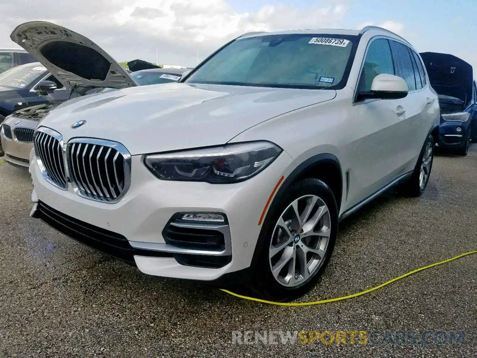 2 Photograph of a damaged car 5UXCR6C50KLL10422 BMW X5 XDRIVE4 2019