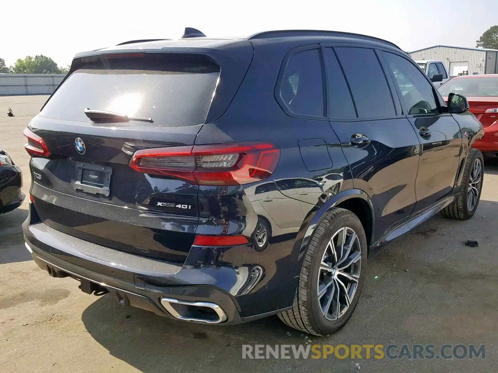 4 Photograph of a damaged car 5UXCR6C51KLK86194 BMW X5 XDRIVE4 2019