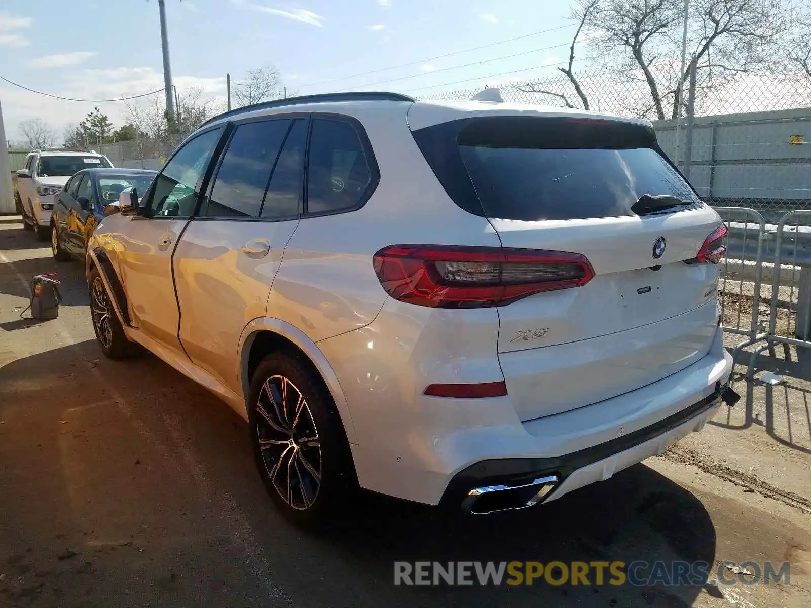 3 Photograph of a damaged car 5UXCR6C51KLL04645 BMW X5 XDRIVE4 2019