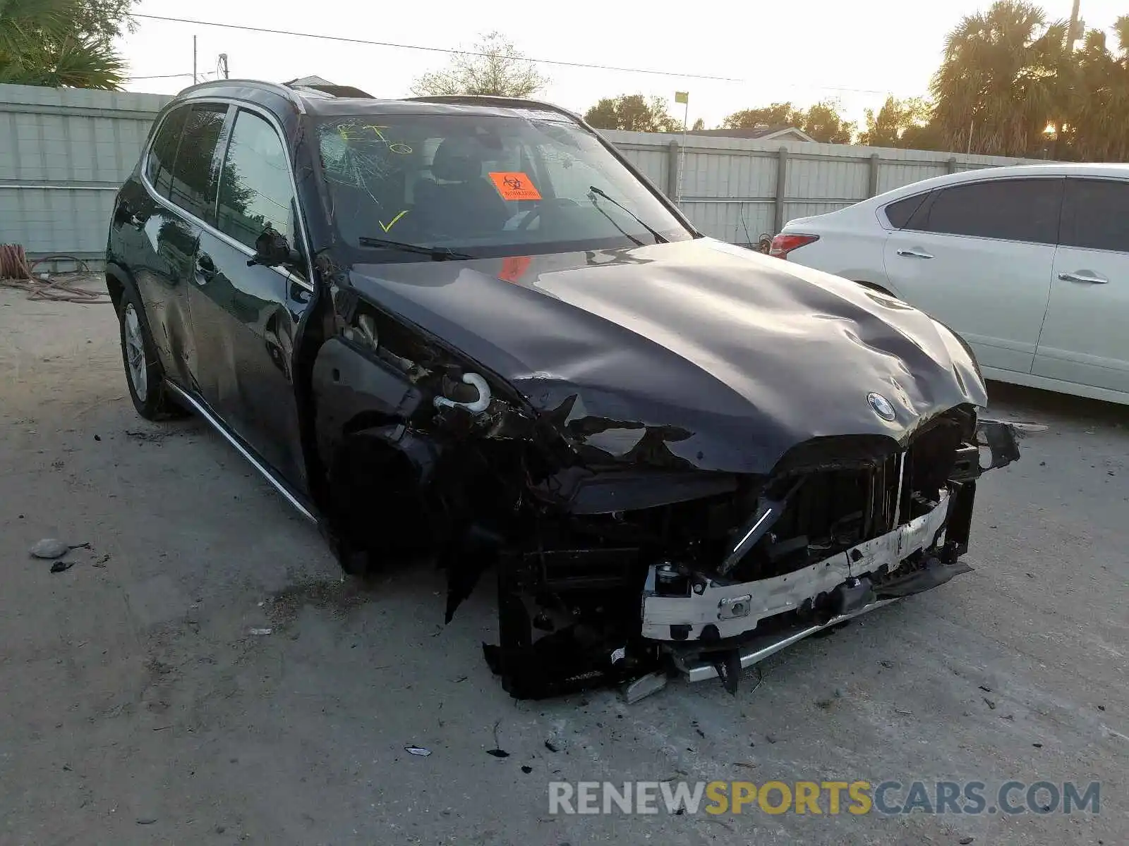 1 Photograph of a damaged car 5UXCR6C51KLL08517 BMW X5 XDRIVE4 2019