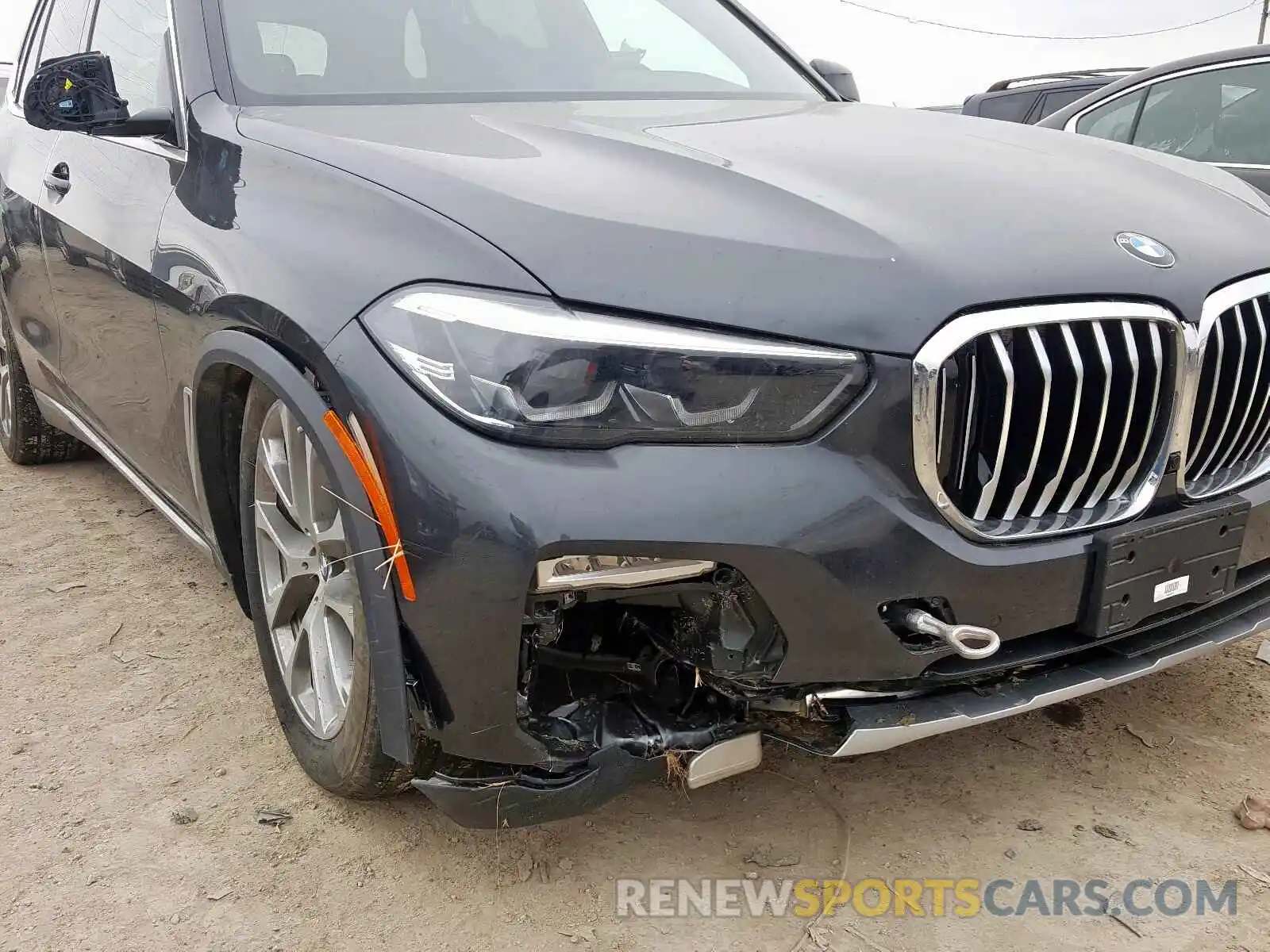 8 Фотография поврежденного автомобиля 5UXCR6C51KLL34230 BMW X5 XDRIVE4 2019