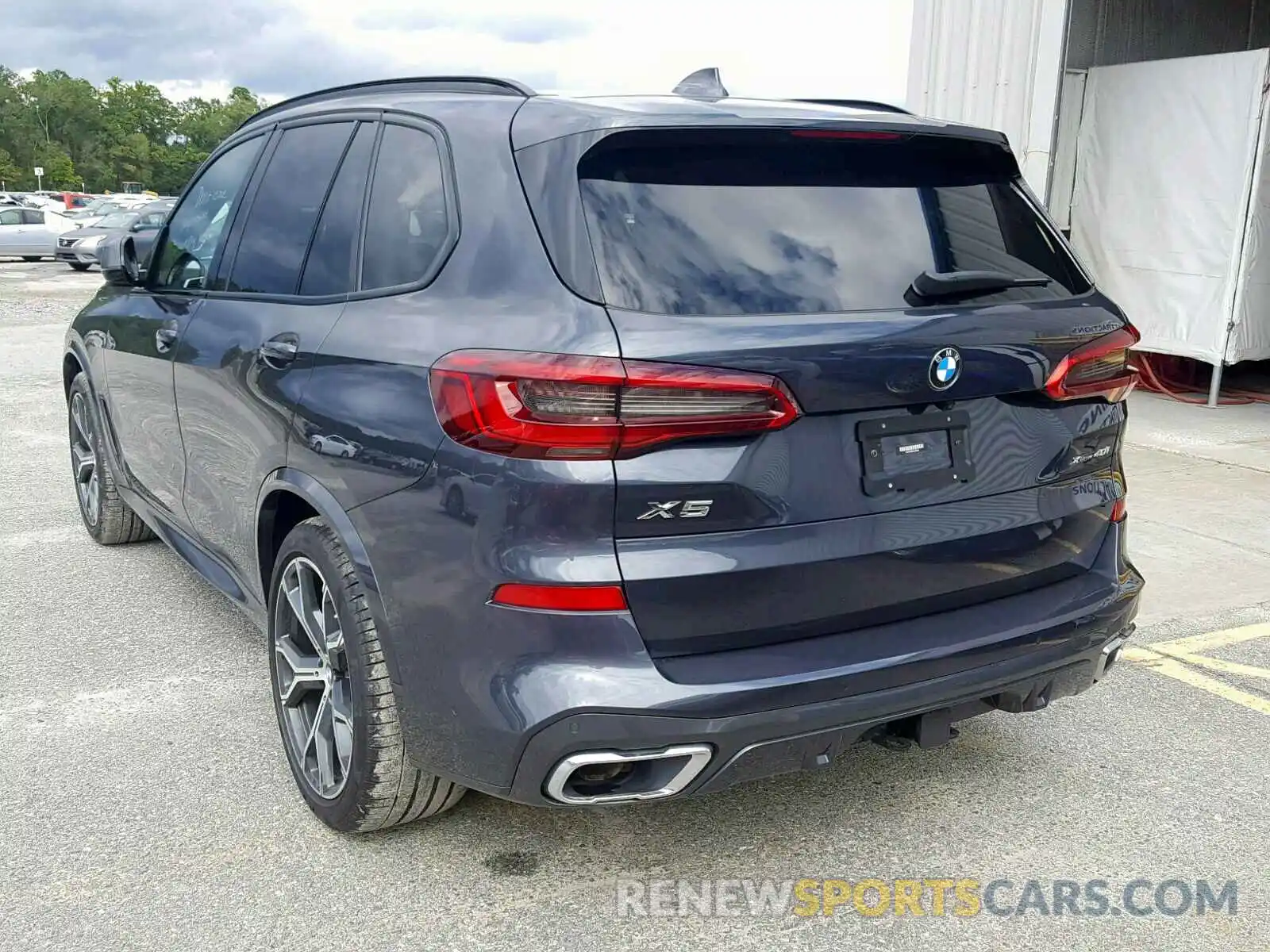 3 Photograph of a damaged car 5UXCR6C52KLL06422 BMW X5 XDRIVE4 2019