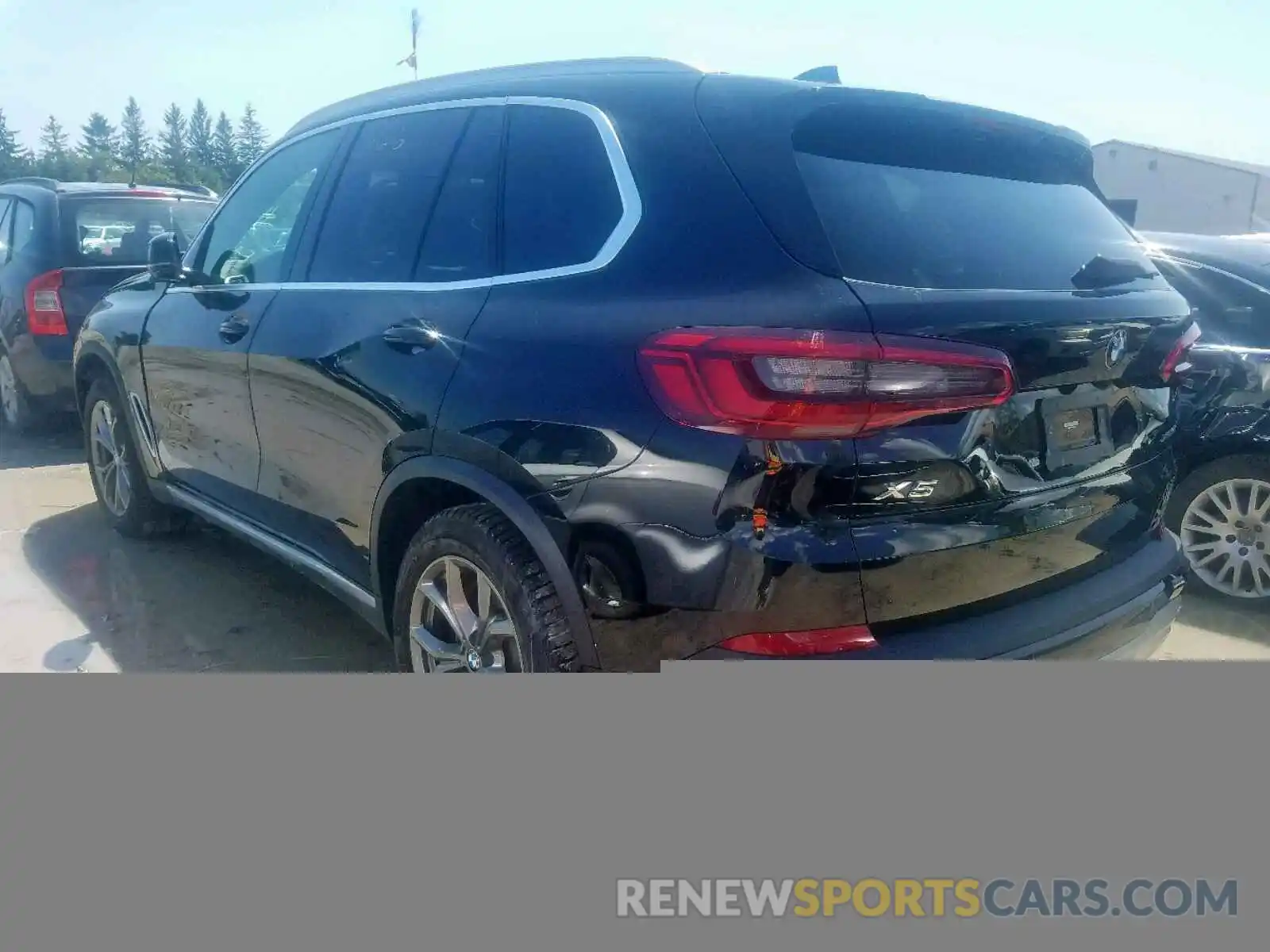 3 Photograph of a damaged car 5UXCR6C53KLK79652 BMW X5 XDRIVE4 2019