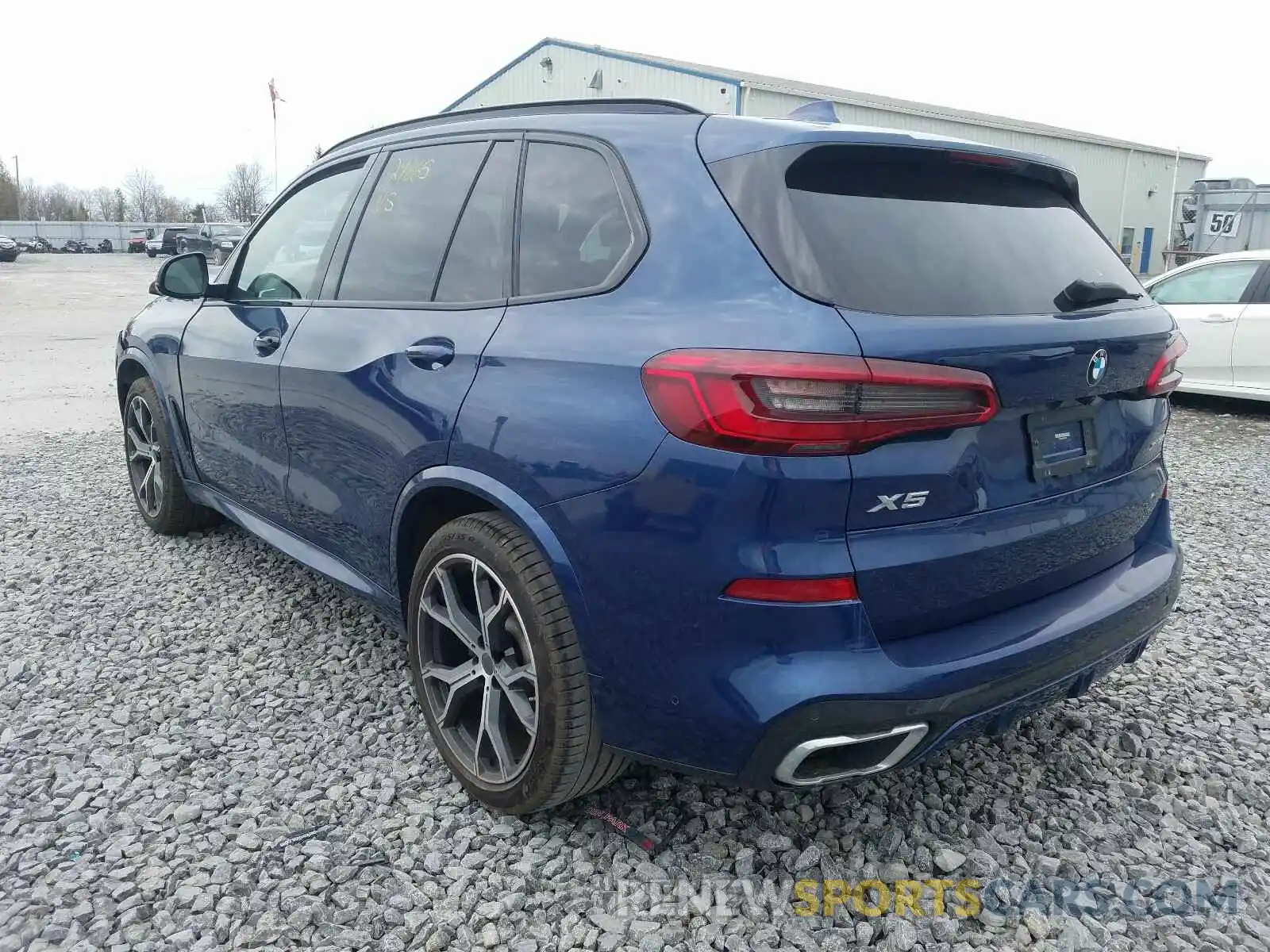 3 Photograph of a damaged car 5UXCR6C53KLK83619 BMW X5 XDRIVE4 2019