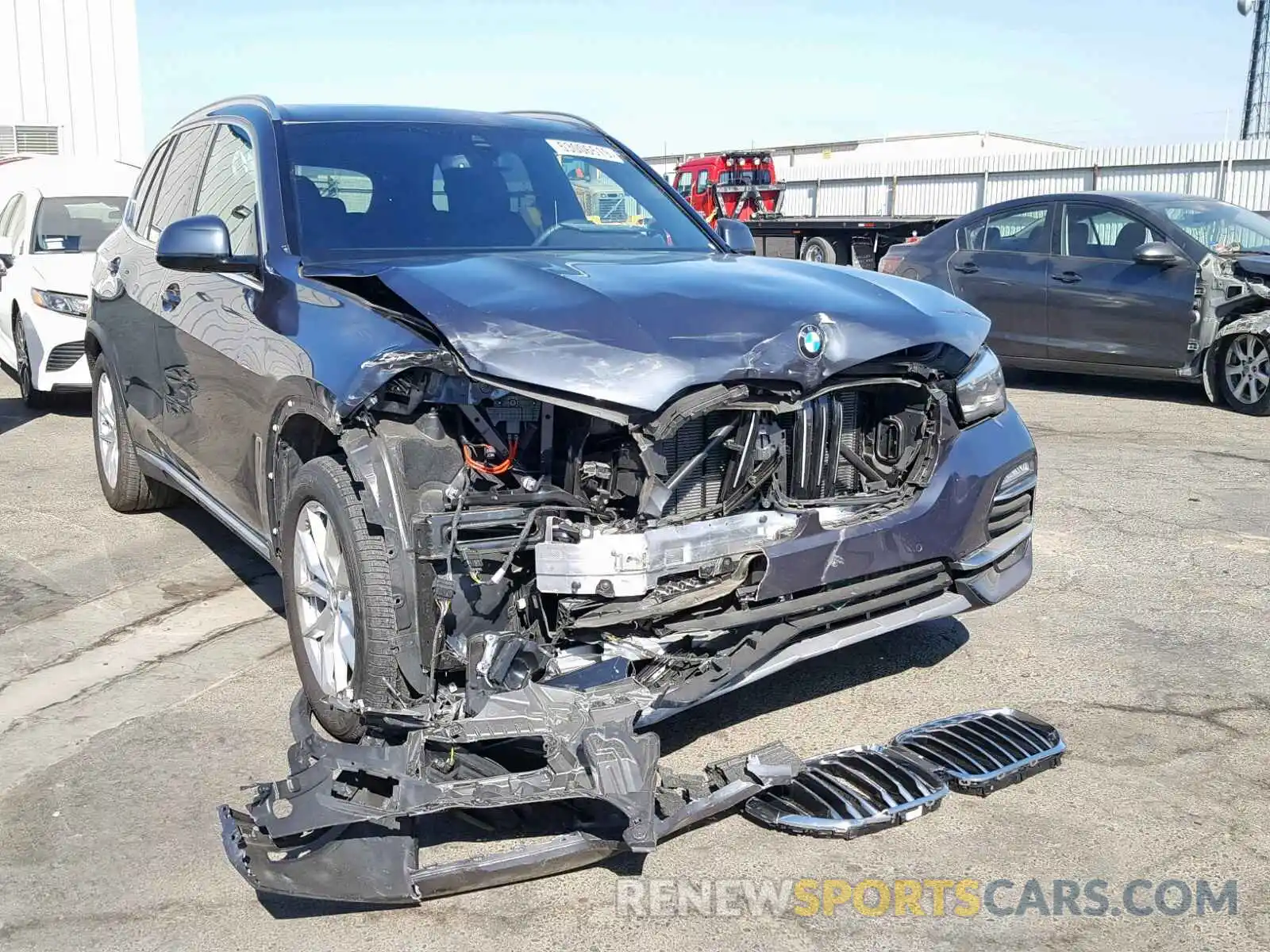 1 Фотография поврежденного автомобиля 5UXCR6C53KLL04193 BMW X5 XDRIVE4 2019