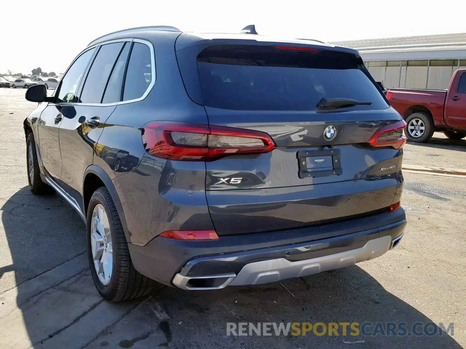 3 Photograph of a damaged car 5UXCR6C53KLL04193 BMW X5 XDRIVE4 2019