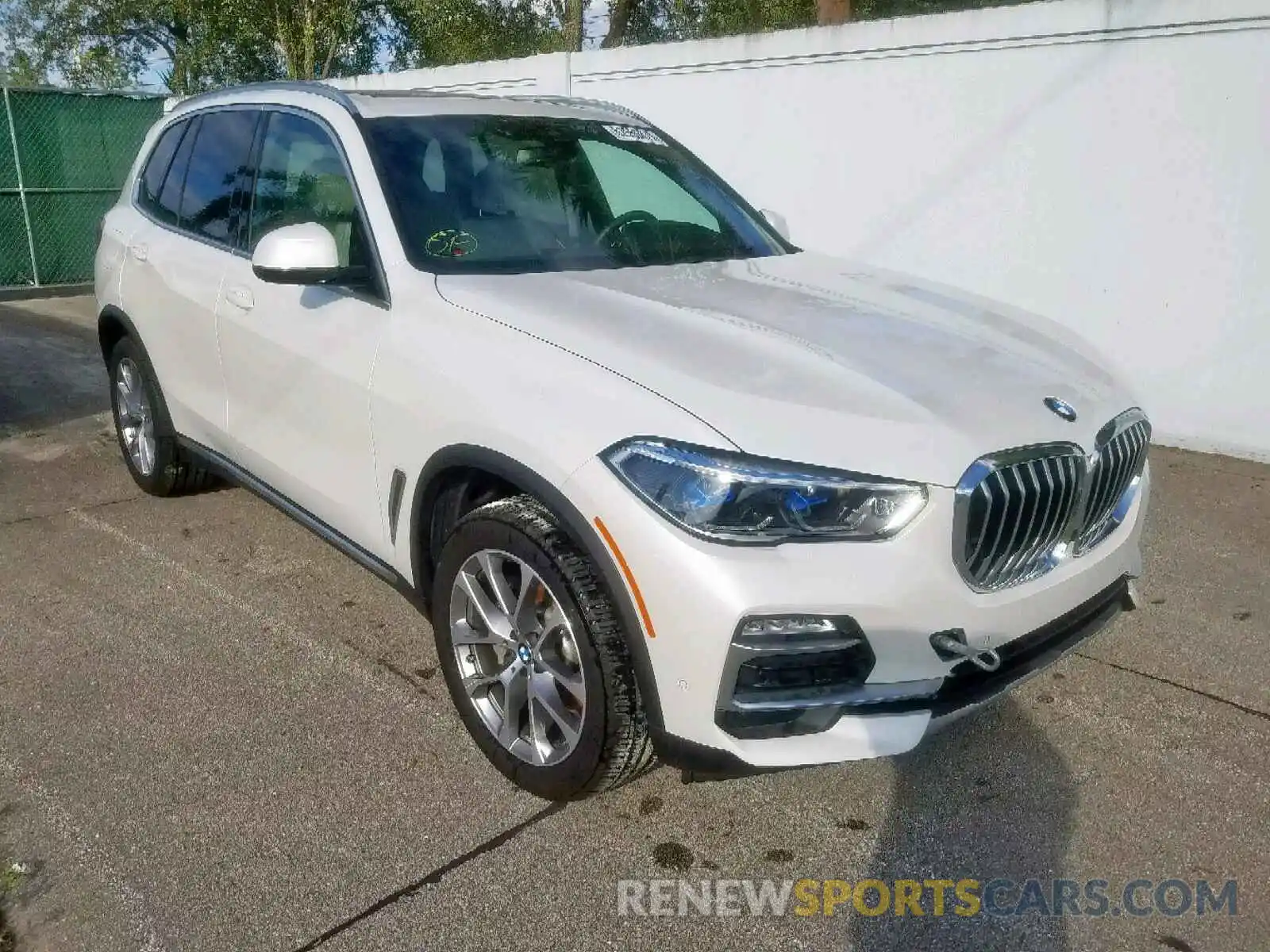 1 Photograph of a damaged car 5UXCR6C53KLL05361 BMW X5 XDRIVE4 2019