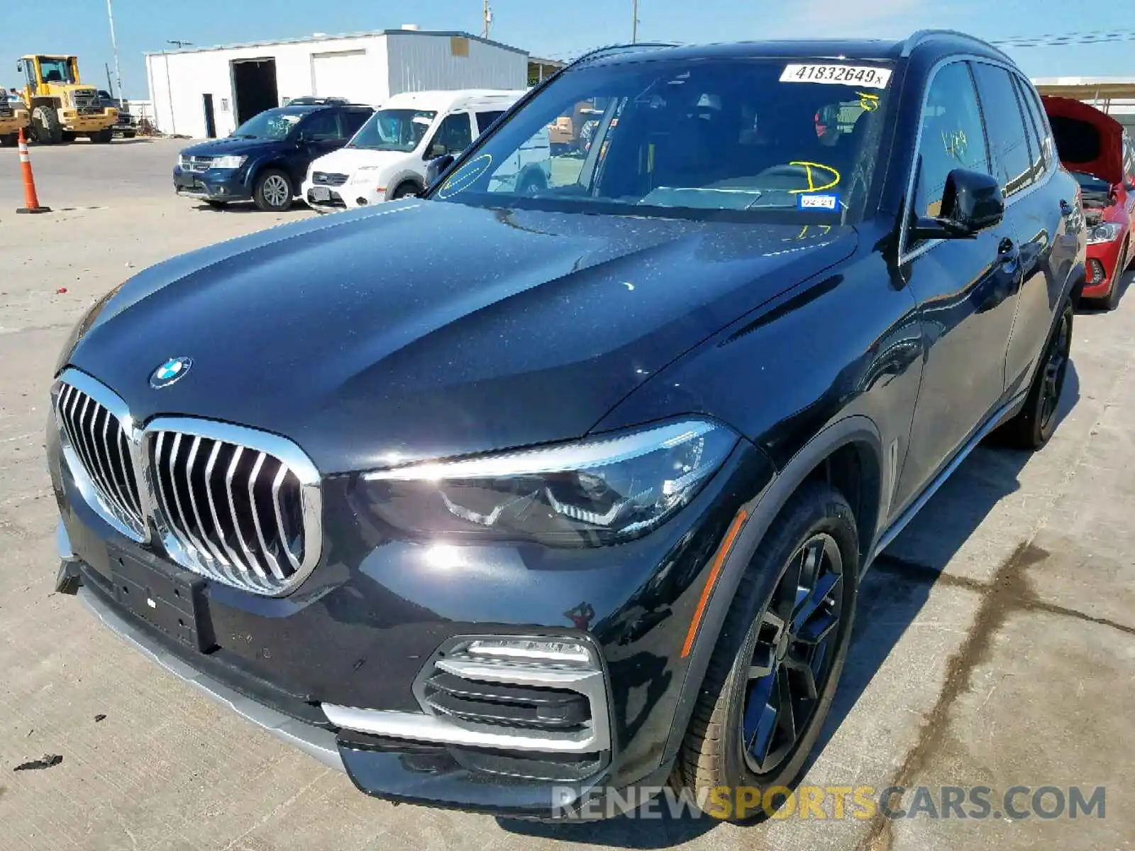 2 Photograph of a damaged car 5UXCR6C54KLL06017 BMW X5 XDRIVE4 2019