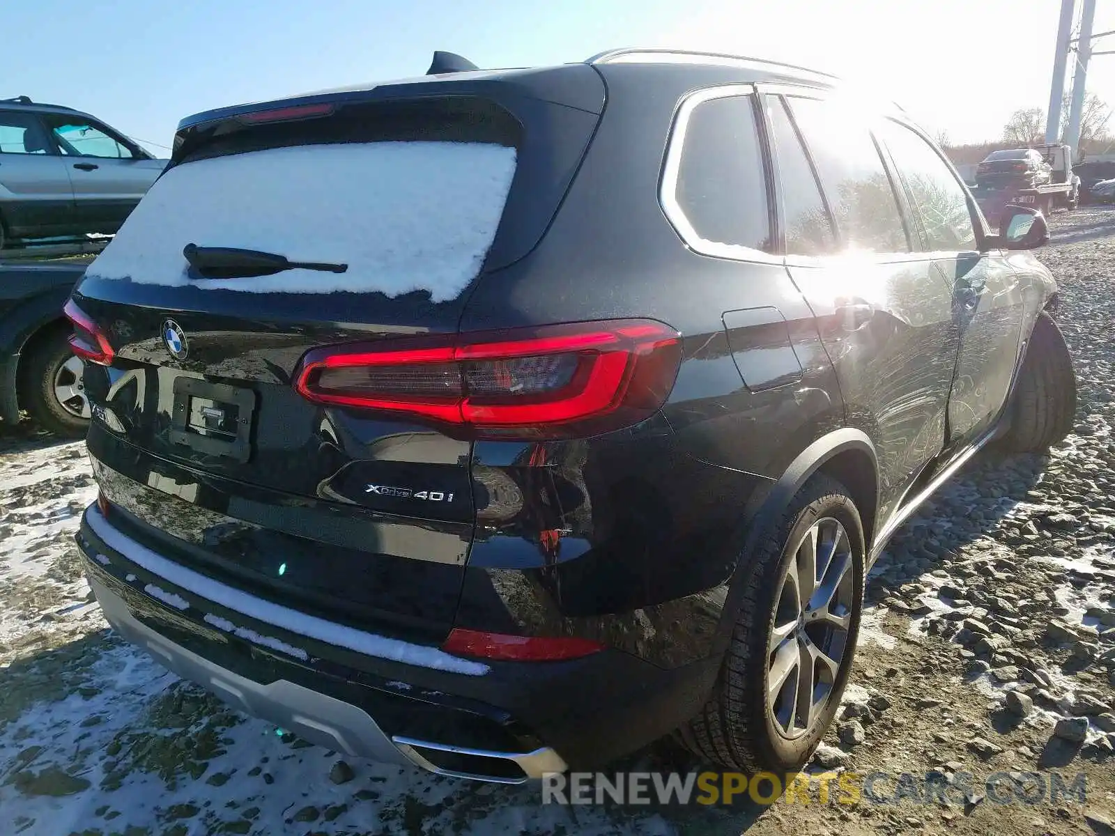 4 Photograph of a damaged car 5UXCR6C55KLL53105 BMW X5 XDRIVE4 2019