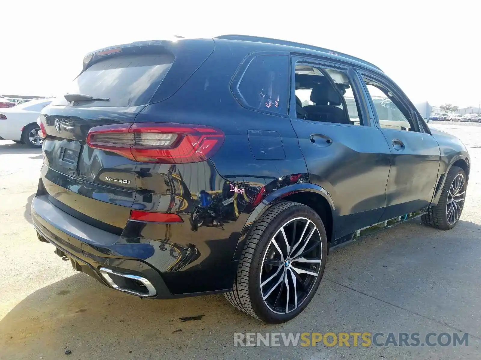 4 Photograph of a damaged car 5UXCR6C56KLK81072 BMW X5 XDRIVE4 2019