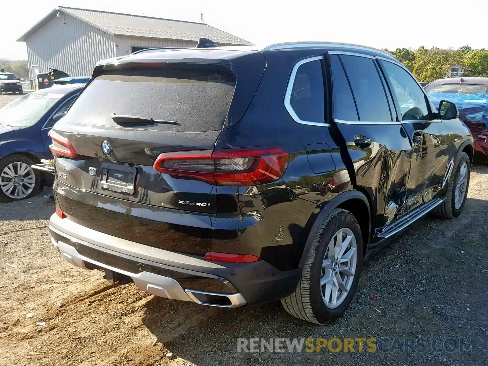 4 Photograph of a damaged car 5UXCR6C56KLK85364 BMW X5 XDRIVE4 2019