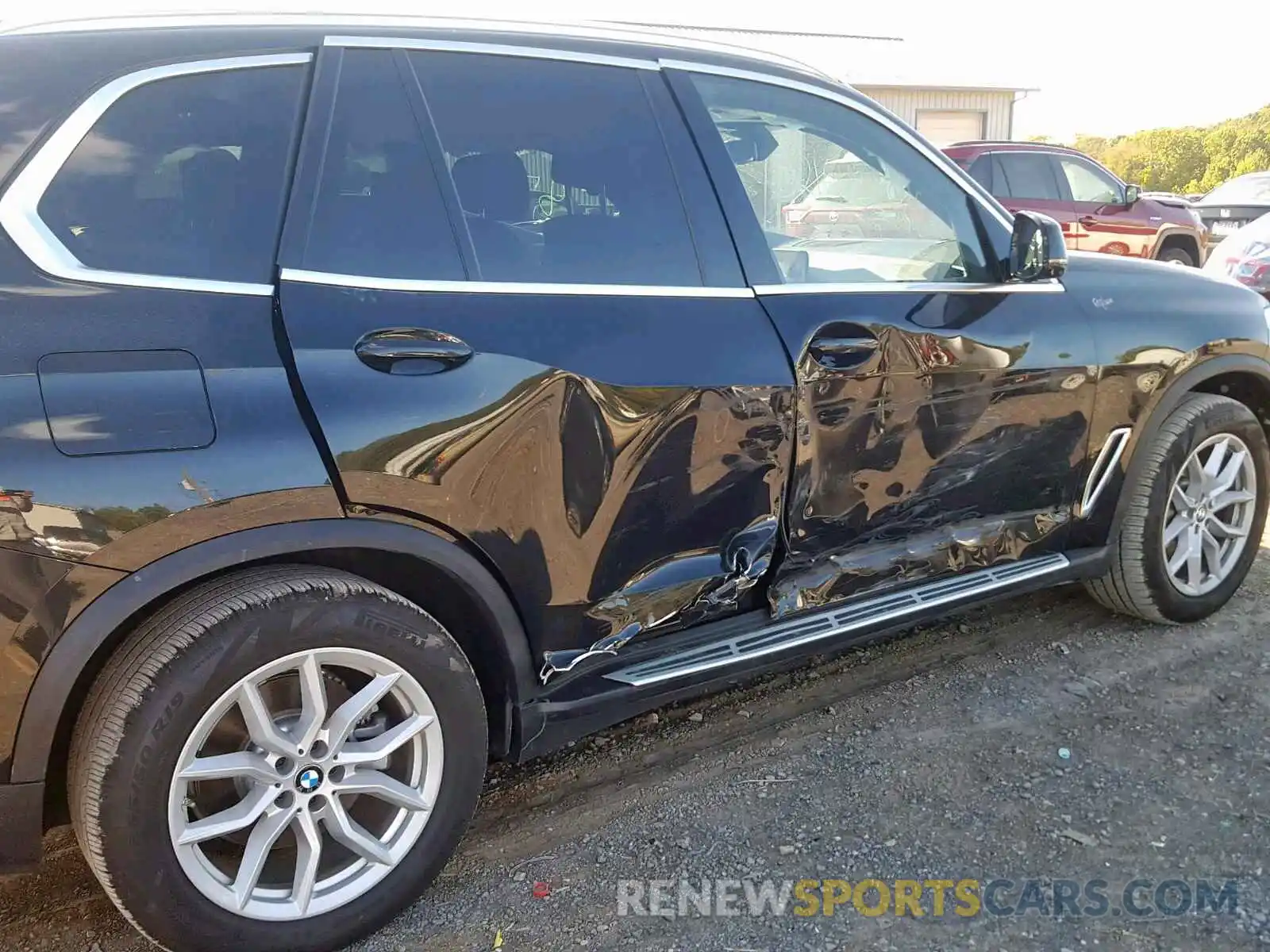 9 Photograph of a damaged car 5UXCR6C56KLK85364 BMW X5 XDRIVE4 2019