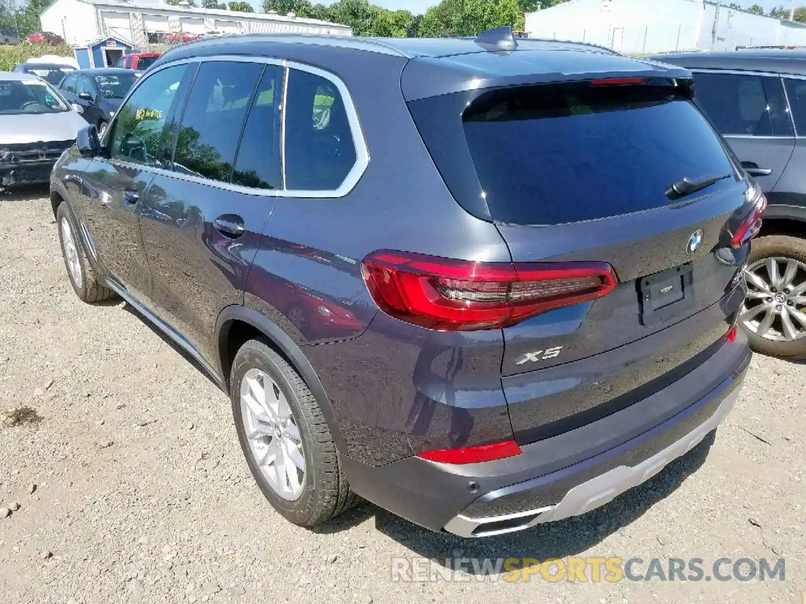 3 Photograph of a damaged car 5UXCR6C56KLL63108 BMW X5 XDRIVE4 2019