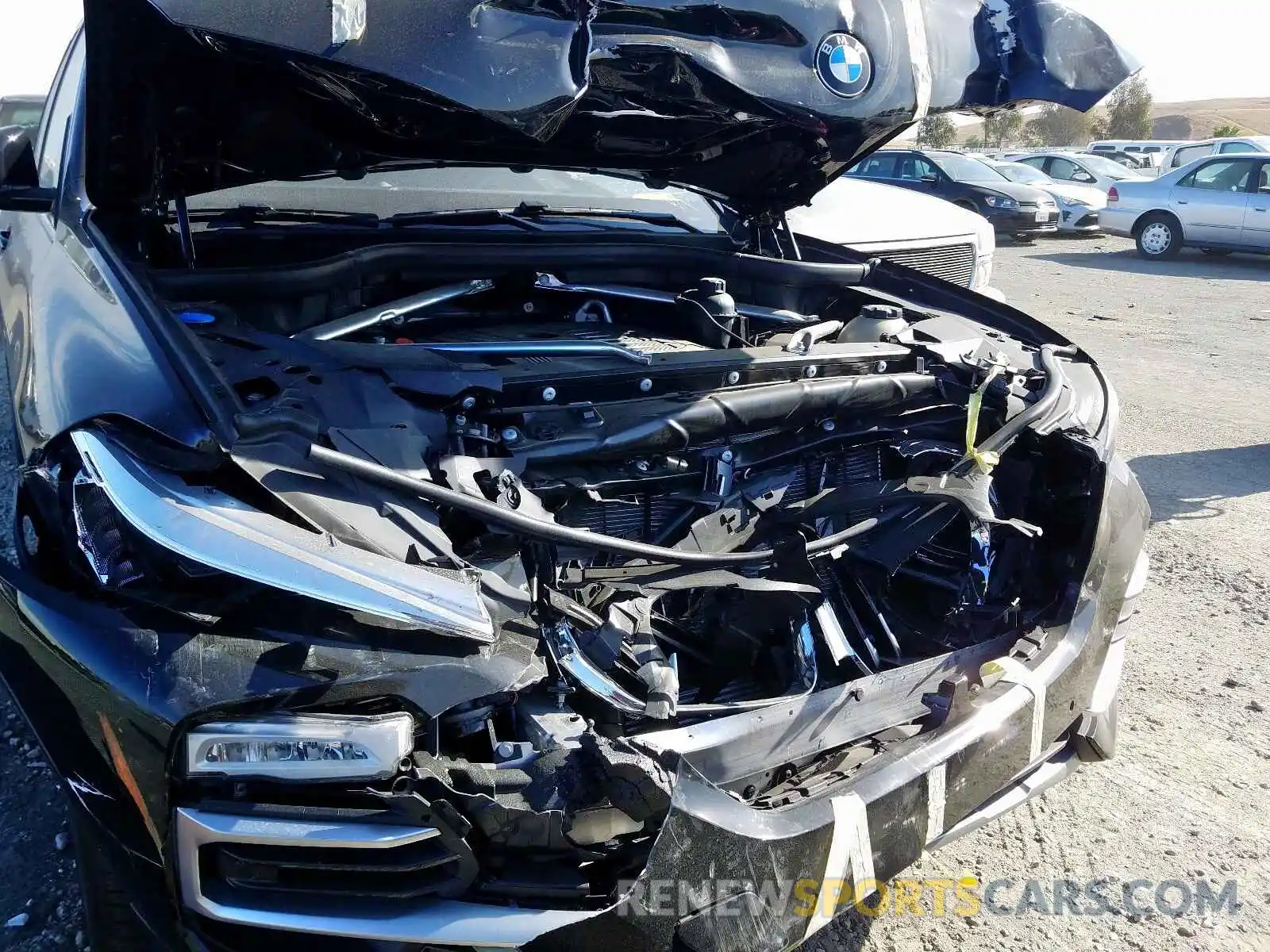 9 Photograph of a damaged car 5UXCR6C57KLL13088 BMW X5 XDRIVE4 2019