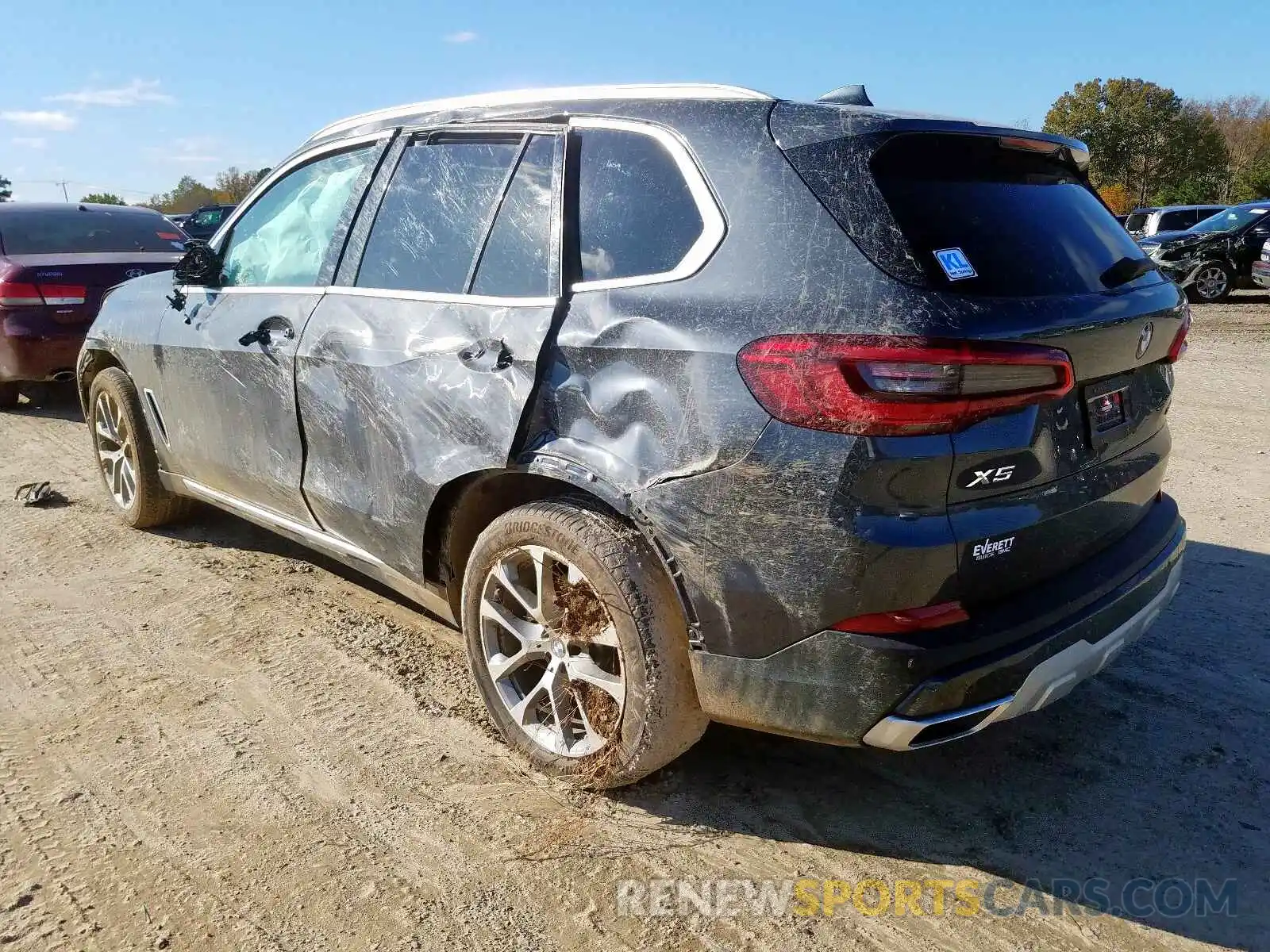 3 Photograph of a damaged car 5UXCR6C58KLL22267 BMW X5 XDRIVE4 2019