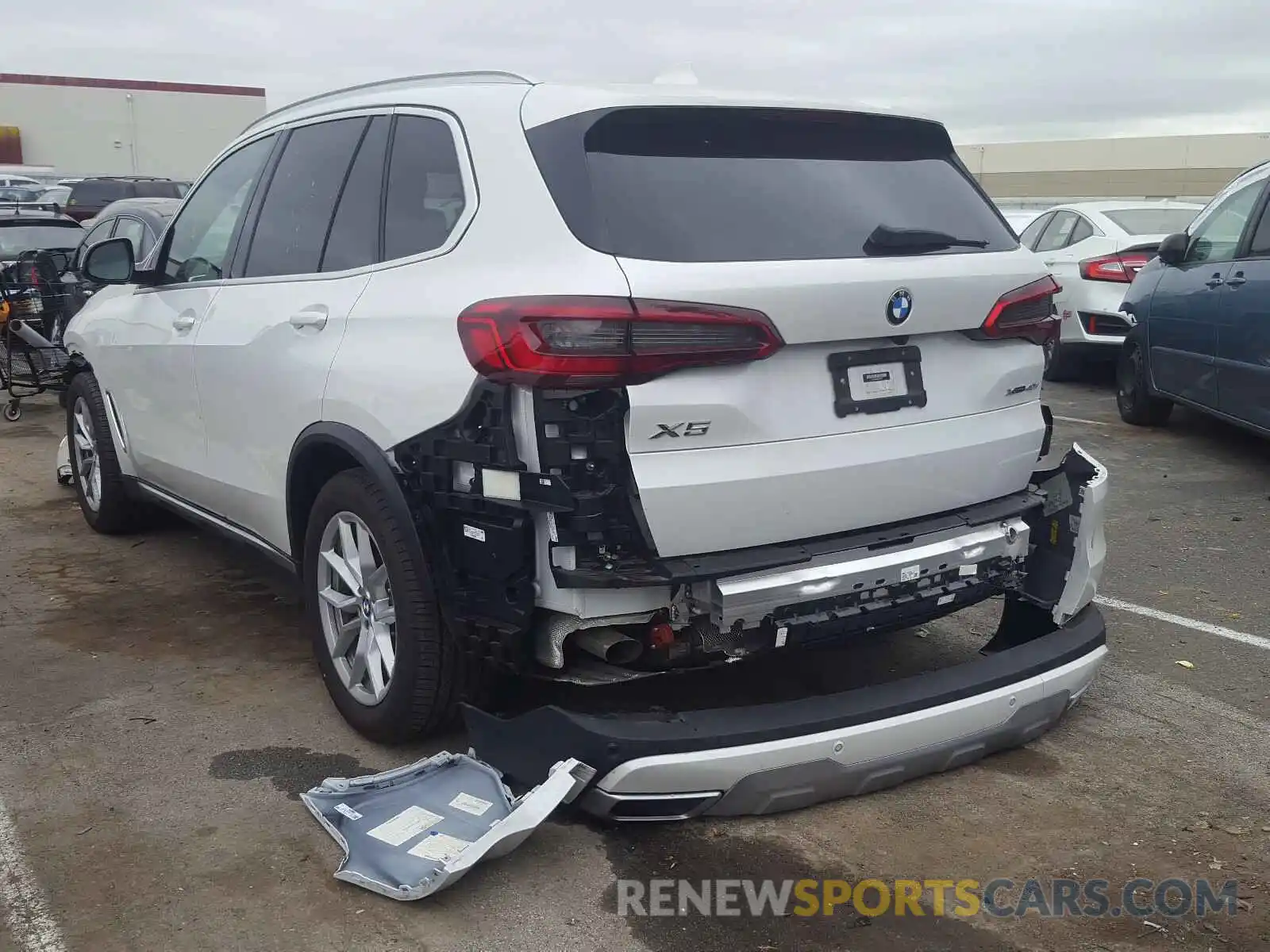 3 Photograph of a damaged car 5UXCR6C5XKLK86291 BMW X5 XDRIVE4 2019