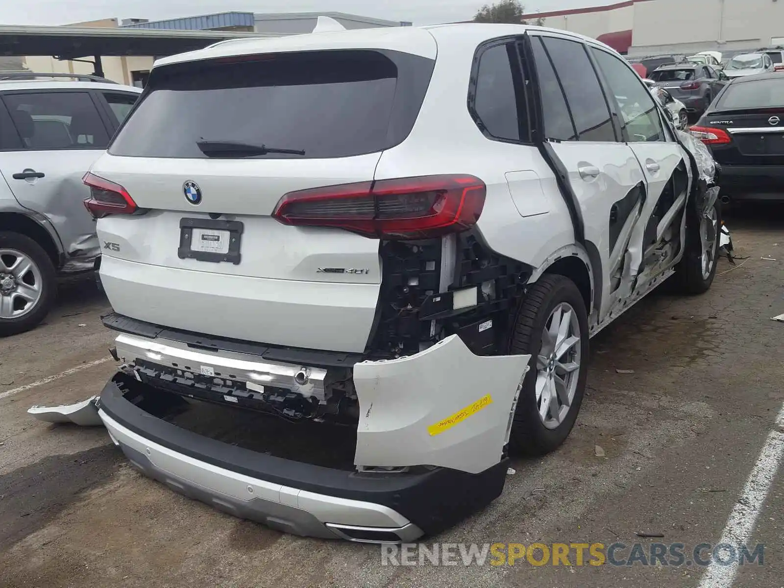 4 Photograph of a damaged car 5UXCR6C5XKLK86291 BMW X5 XDRIVE4 2019