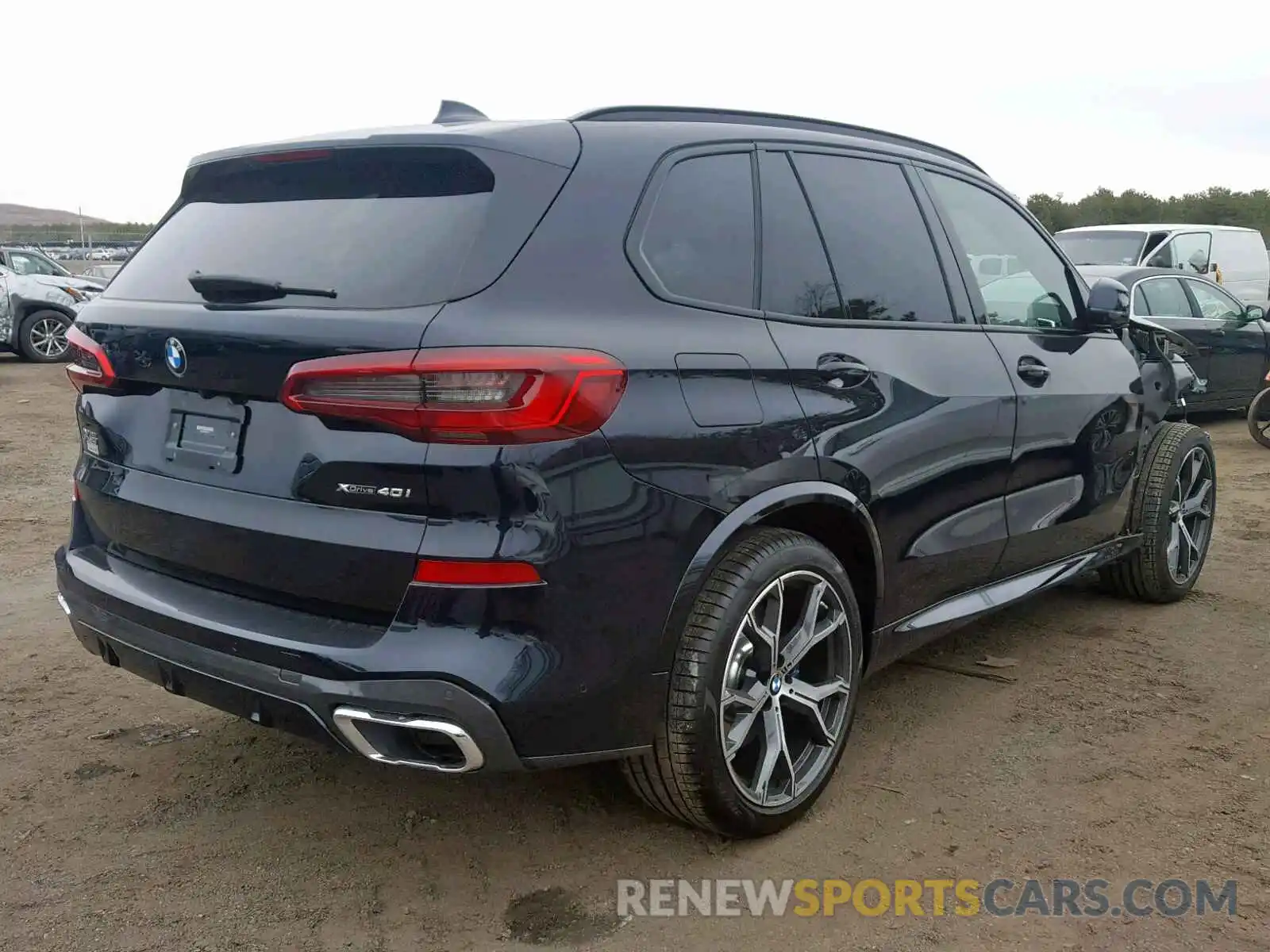 4 Photograph of a damaged car 5UXCR6C5XKLL04742 BMW X5 XDRIVE4 2019