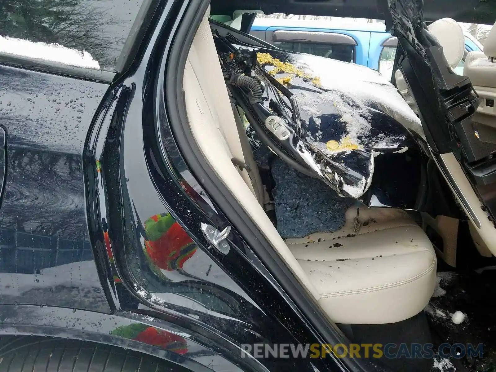 6 Photograph of a damaged car 5UXCR6C07L9B31056 BMW X5 XDRIVE4 2020